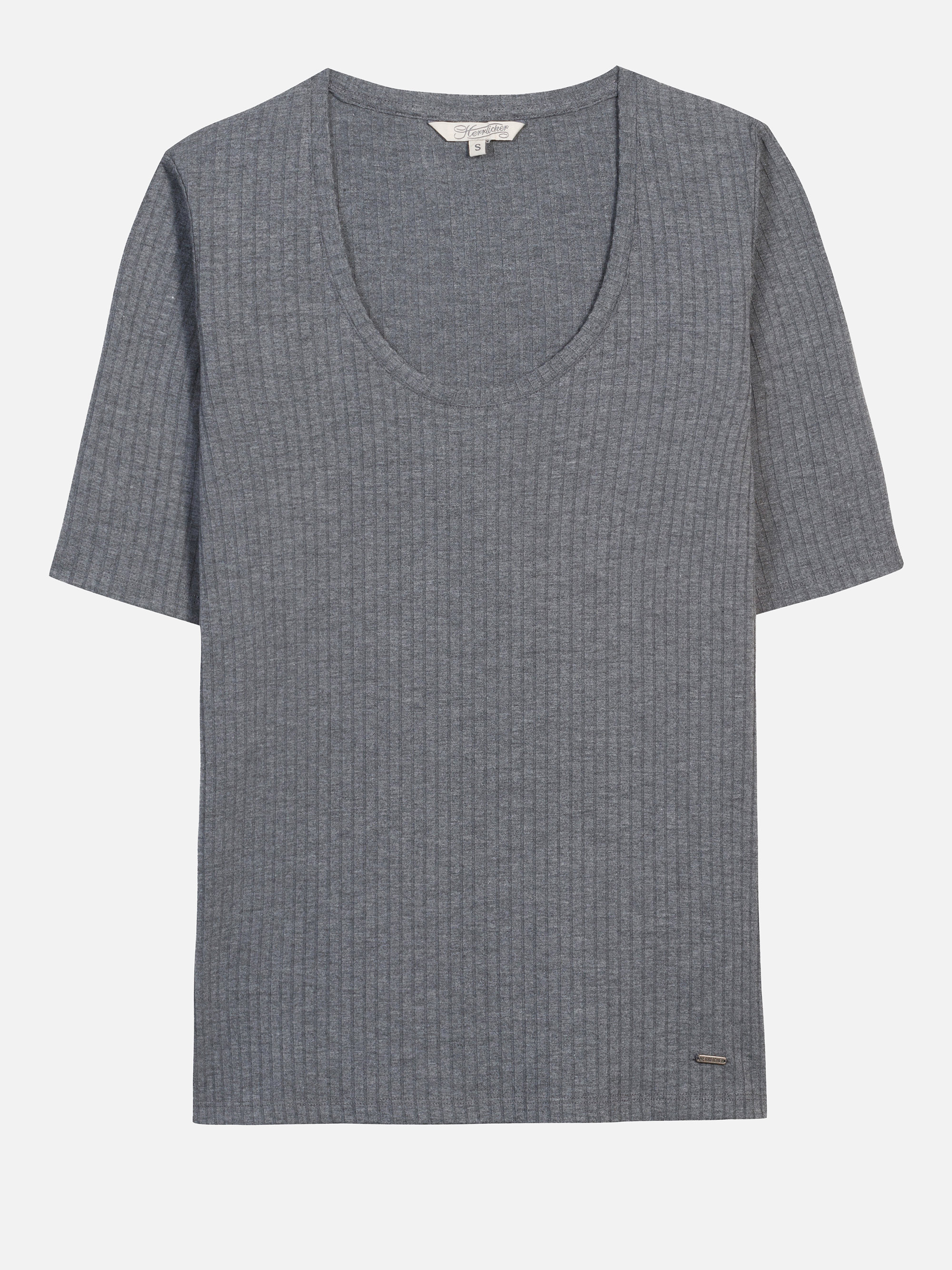 Modell Emmie T-Shirt