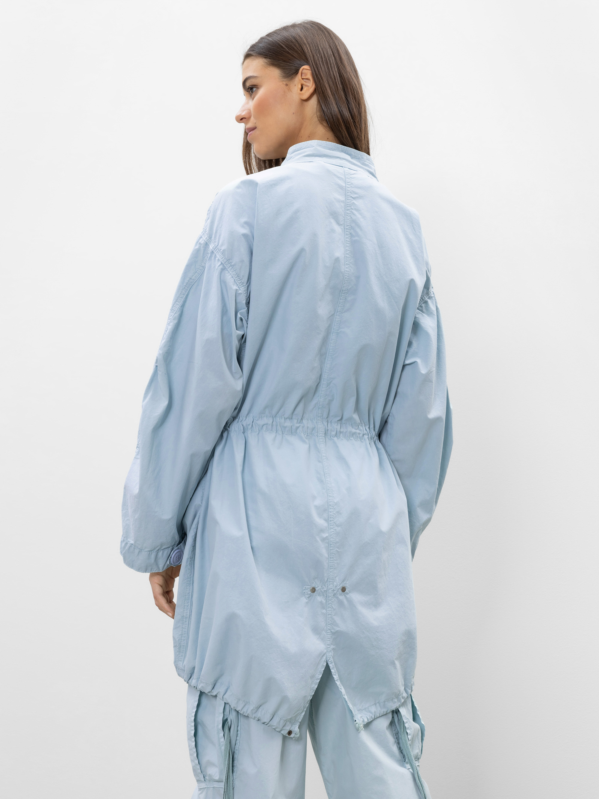 Modell Isabell Military Parka aus Paper Touch Baumwolle