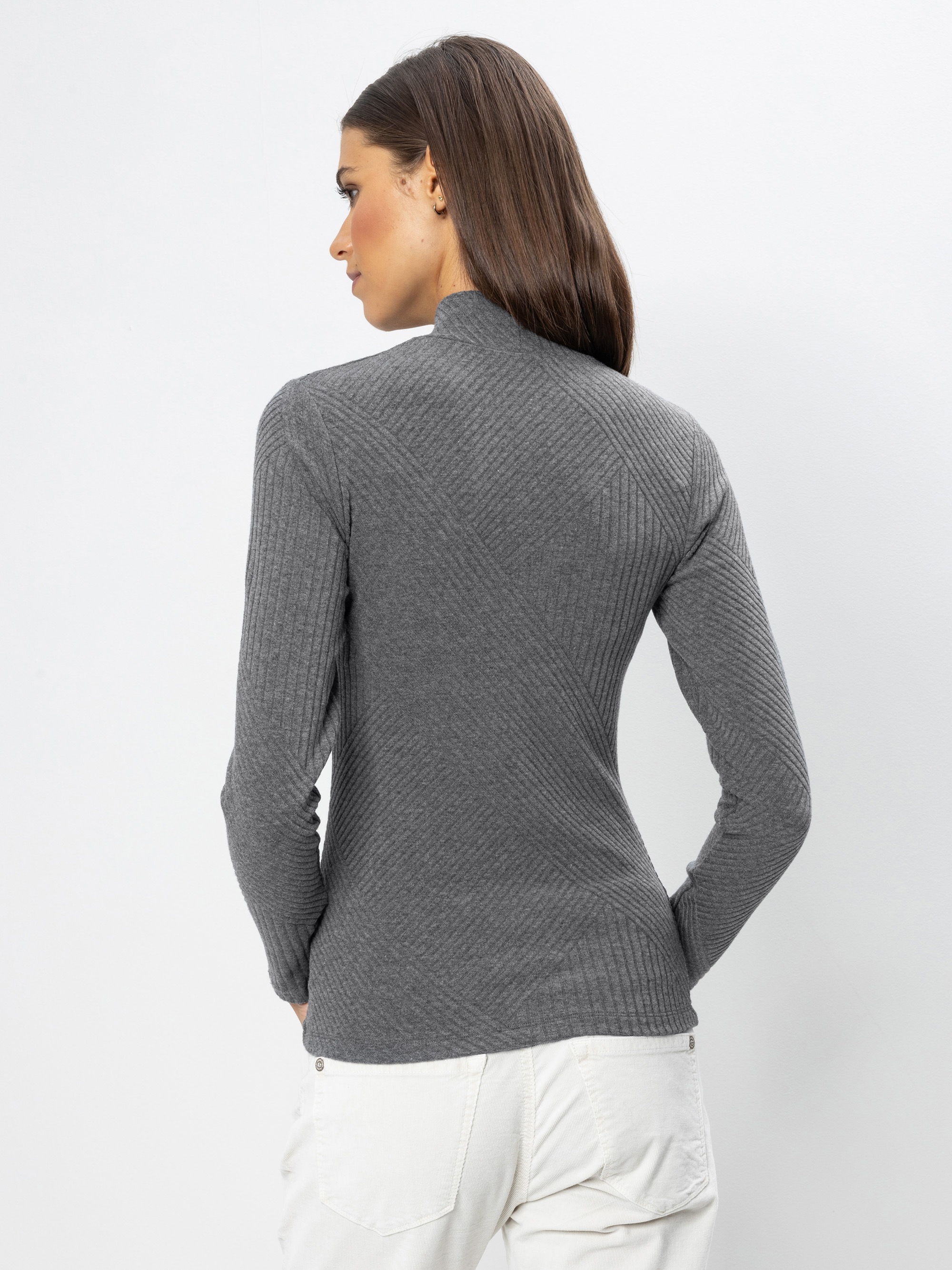 Modell Albie Stehkragenshirt