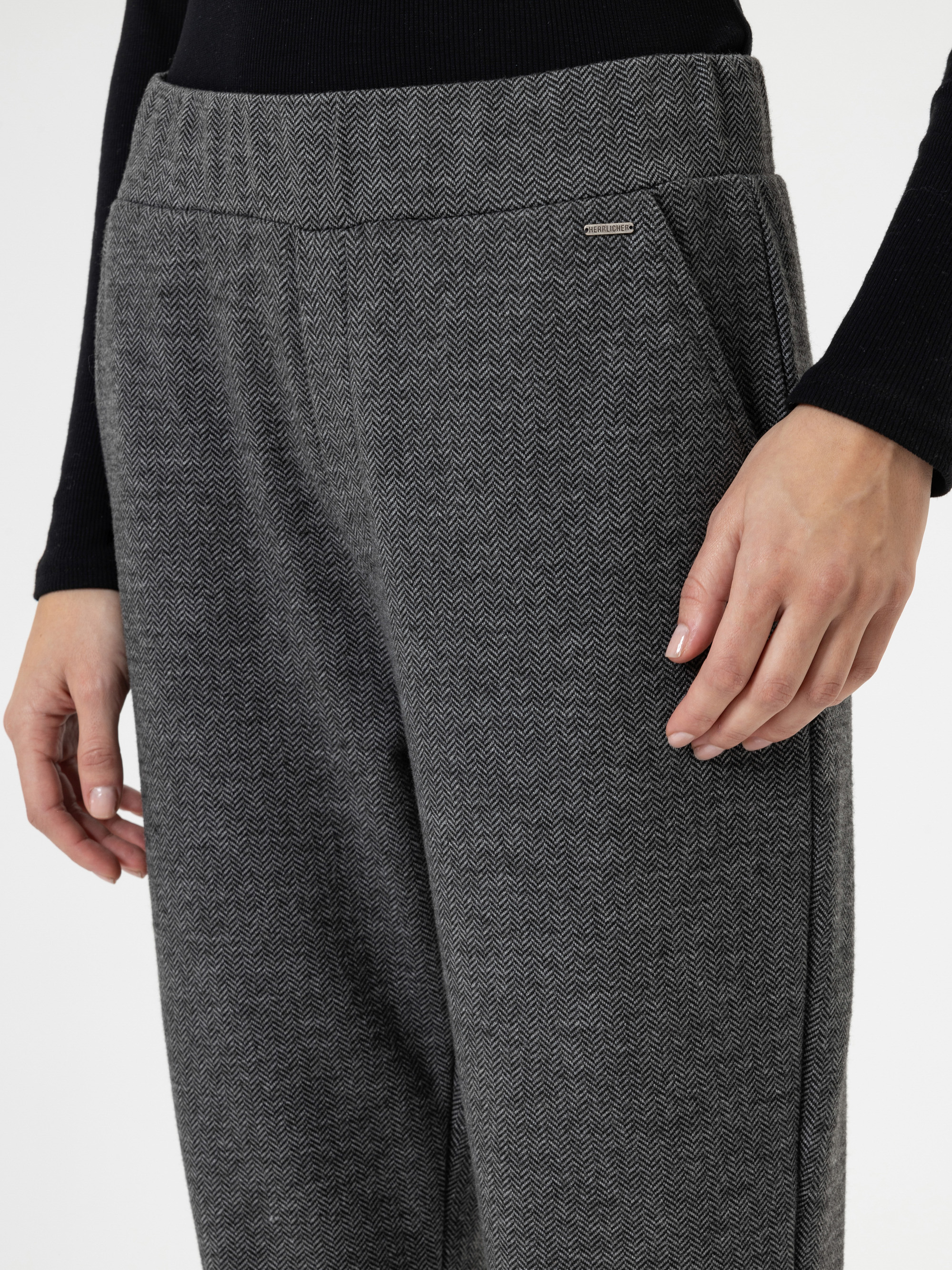 Modell Hester Jersey Hose