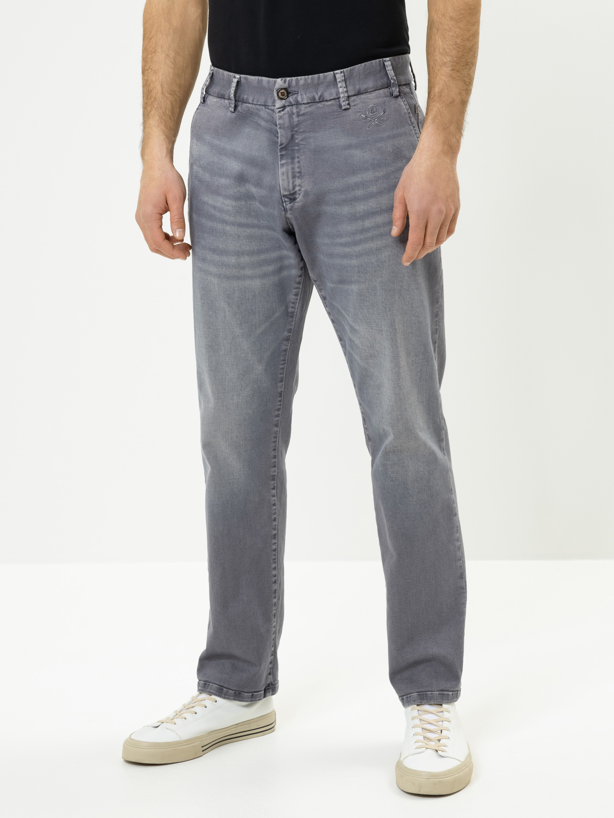 Modell Iver Chinohose mit Bio-Baumwolle