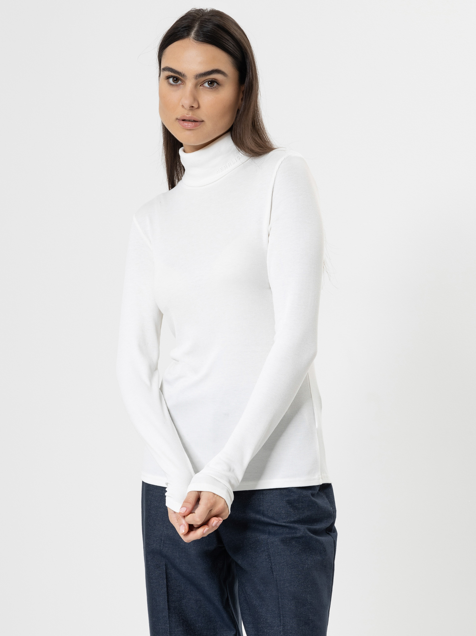 Modell Tinsley Rolkragenshirt