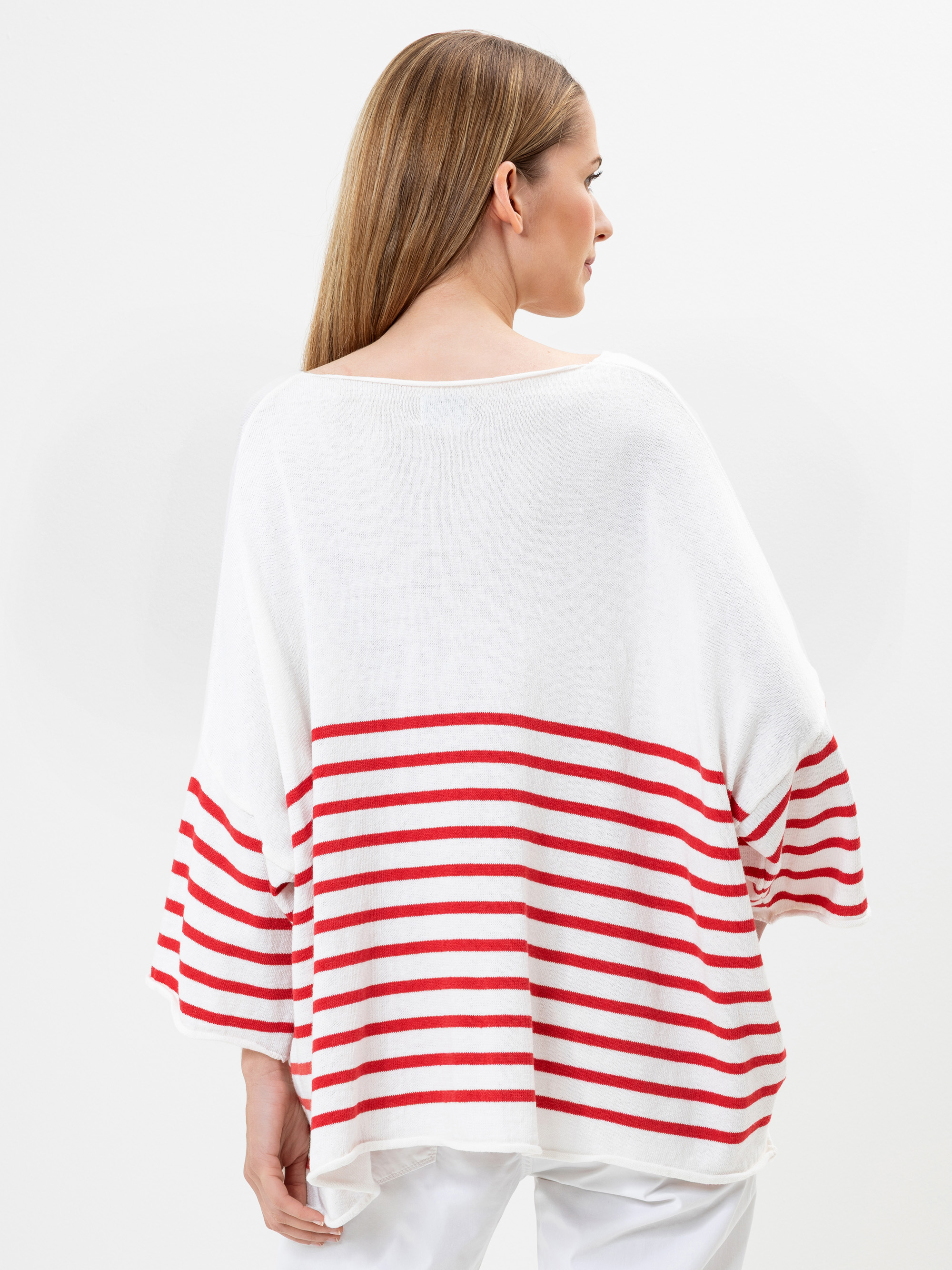 Modell  Juno Marie Feinstrickpullover