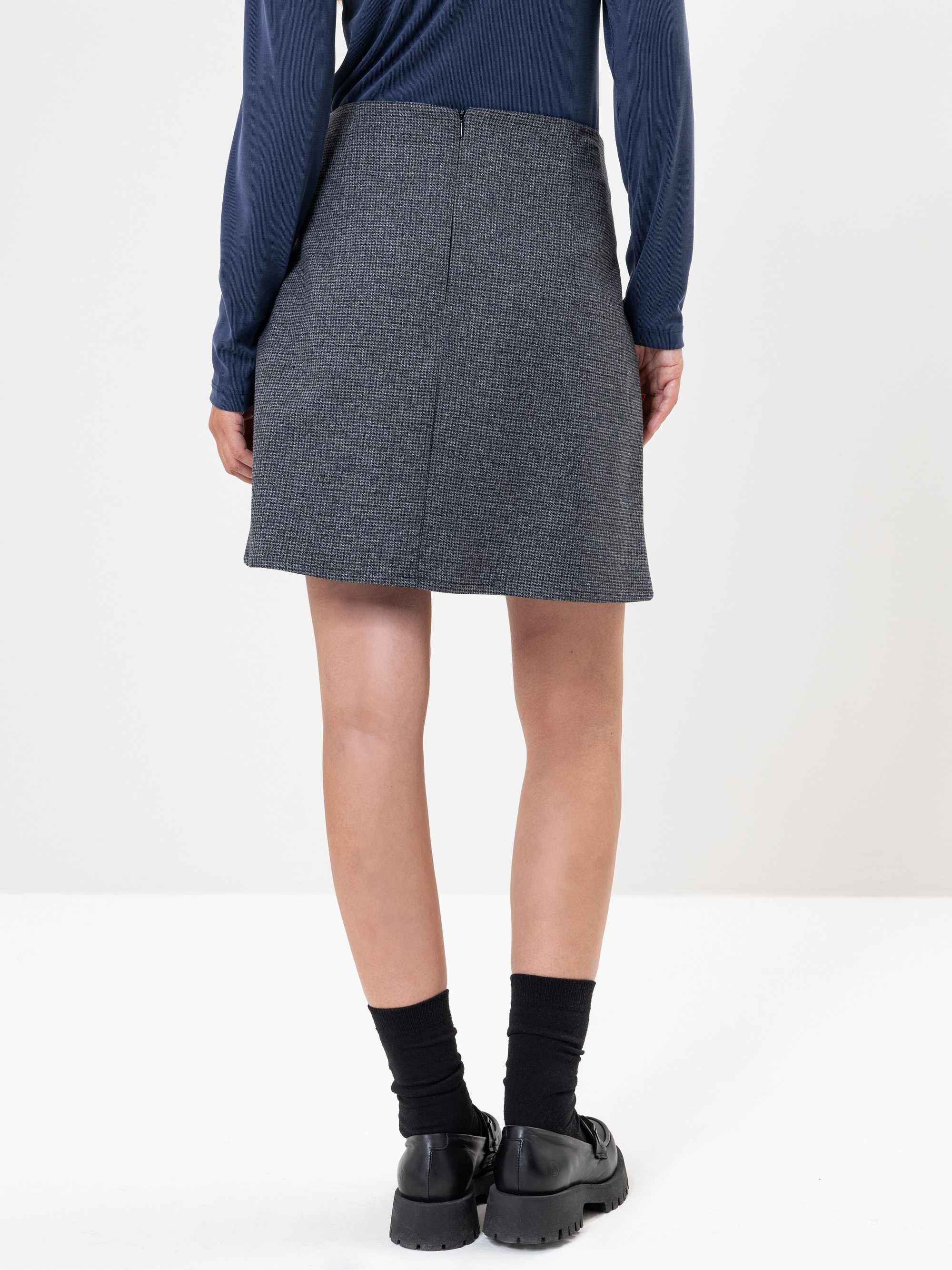 Modell Zelma Minirock kariert