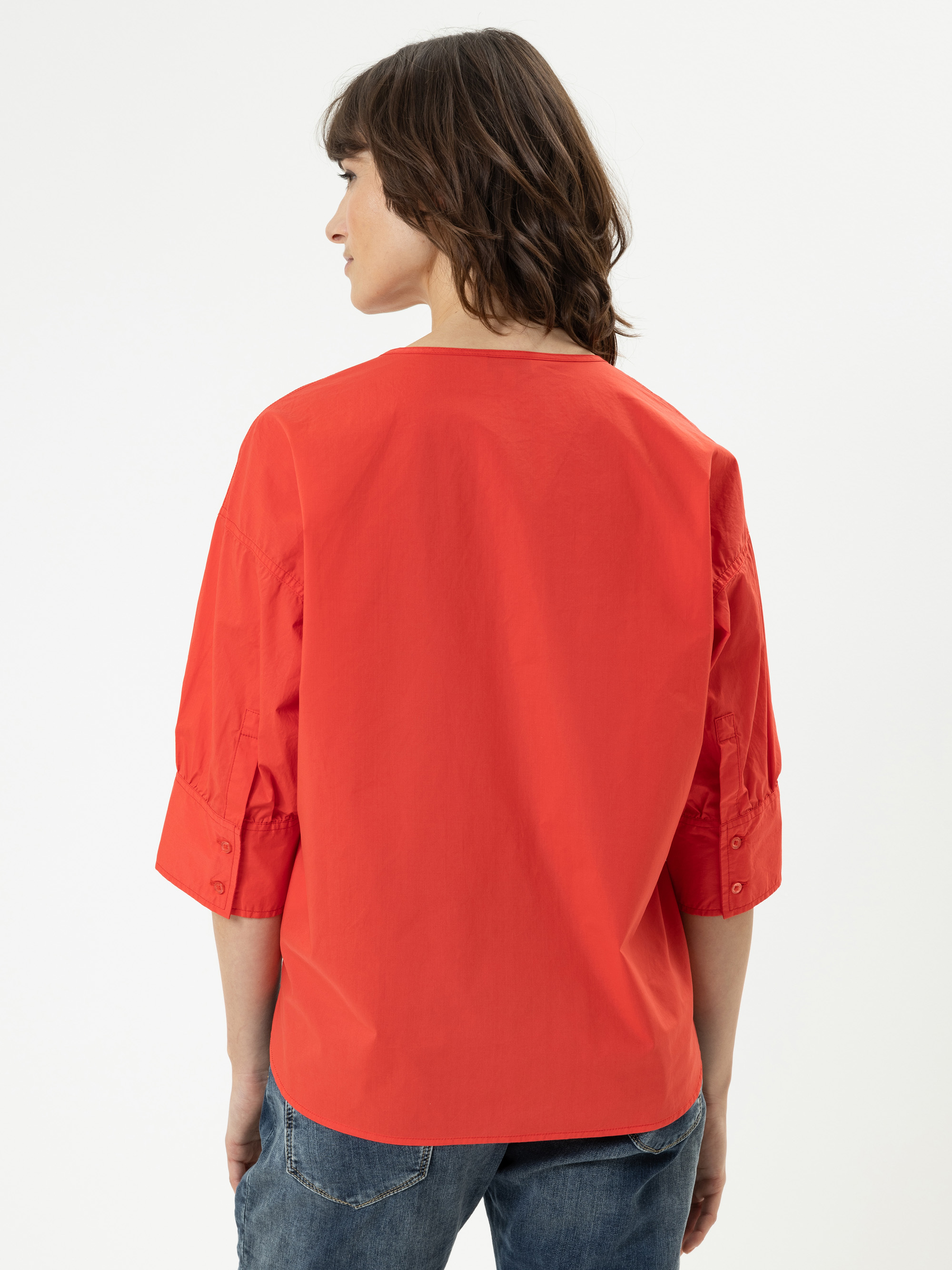 Modell Dori Kurzarmbluse