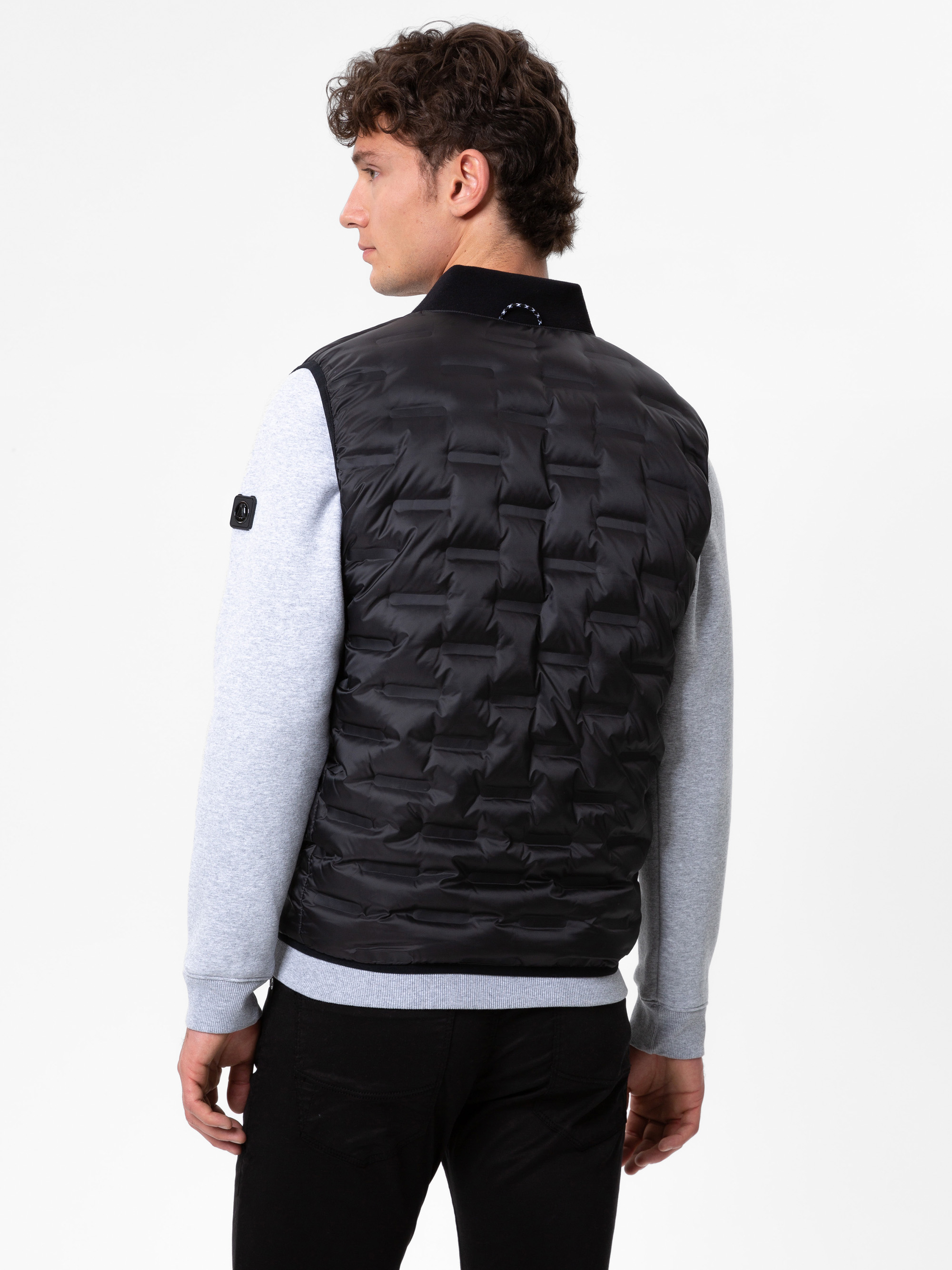 Modell Mat Daunen Steppweste