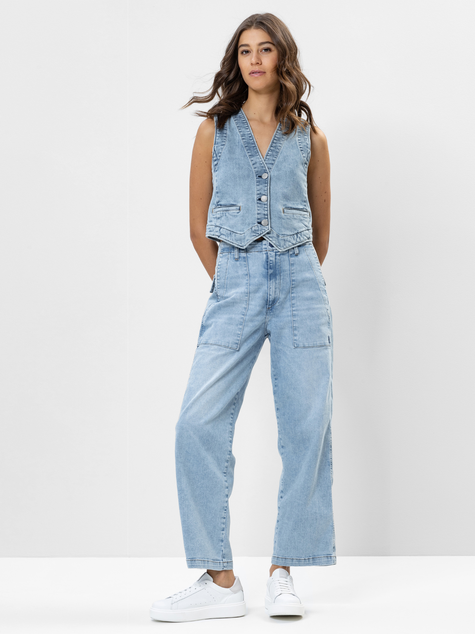 Modell Nula Weste mit recycelter Baumwolle