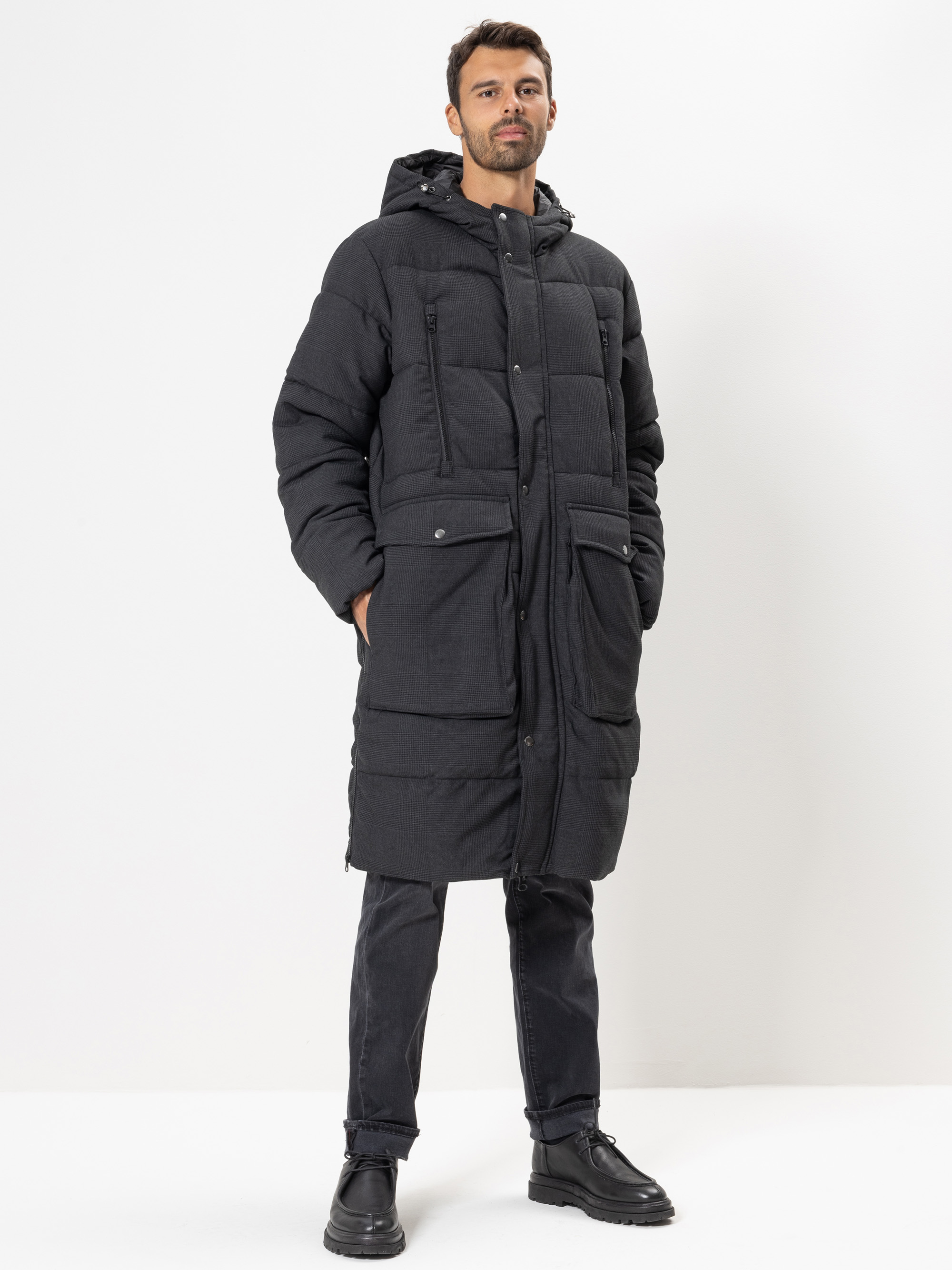 Modell Lutzifer Steppmantel