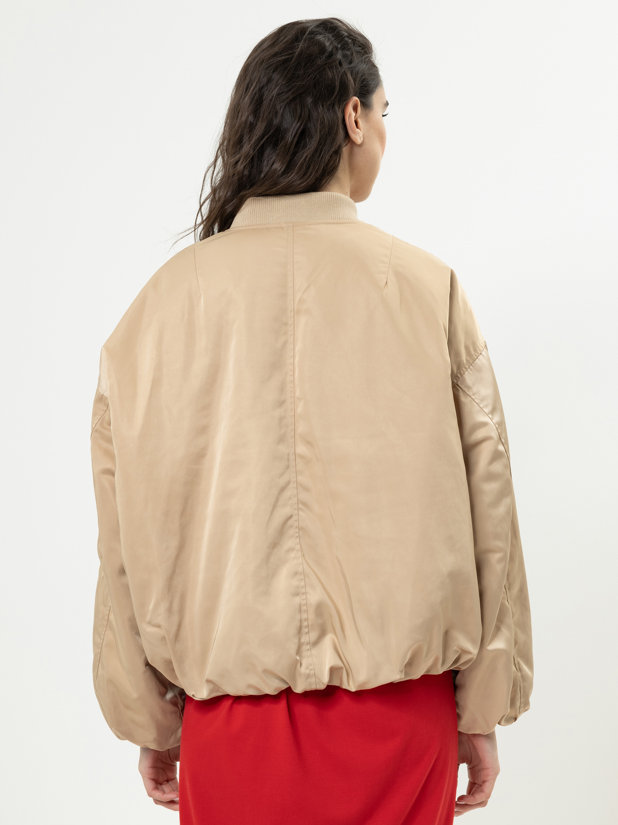 Modell Yayana Bomberjacke