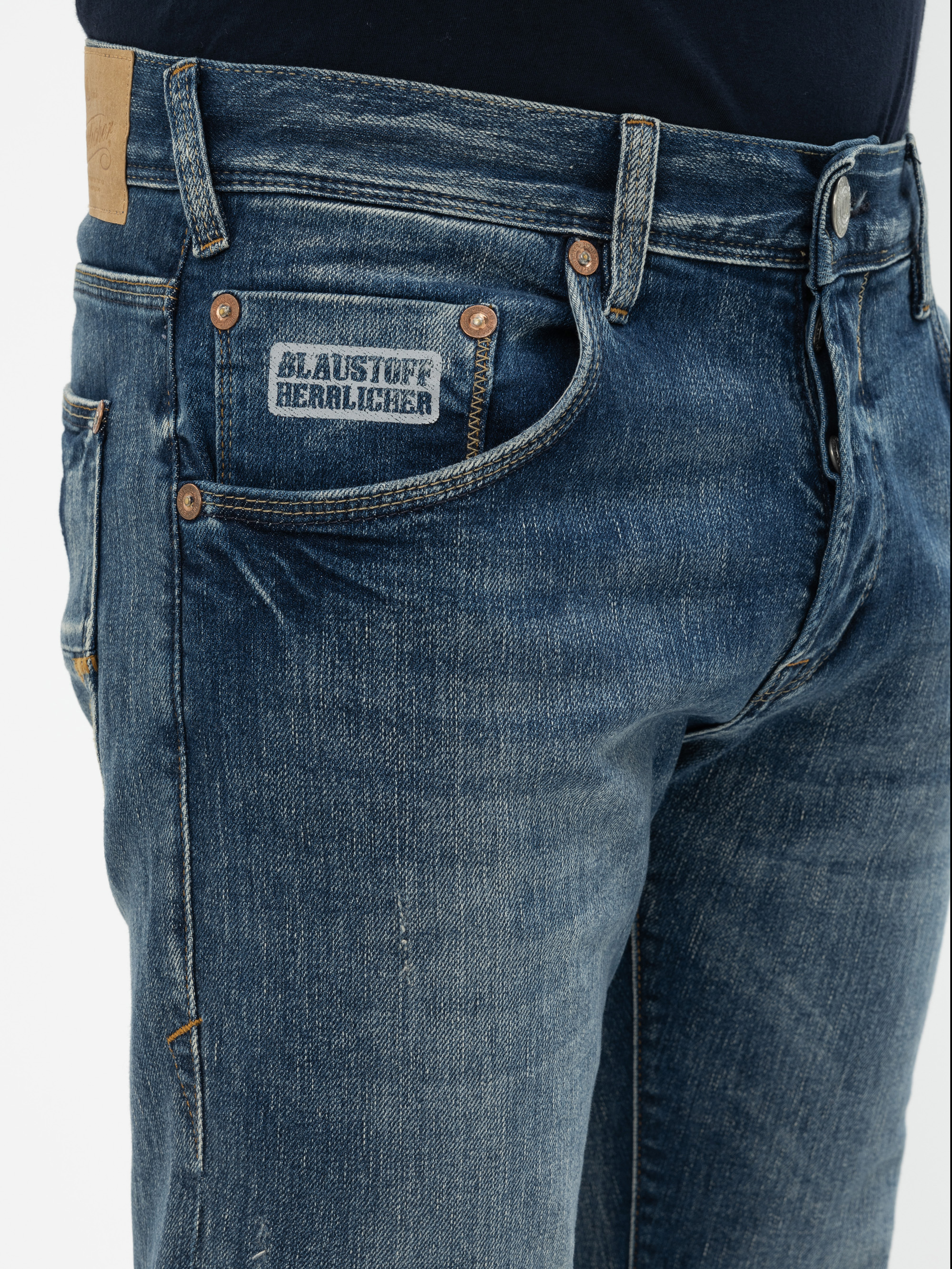 Modell Trade Slim Jeans aus Bio-Baumwolle