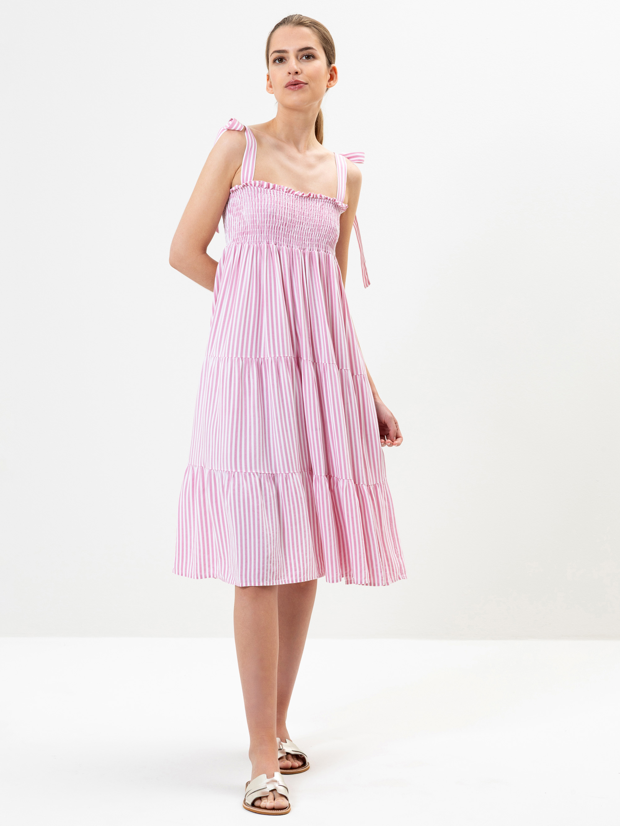 Modell Buena Trägerkleid