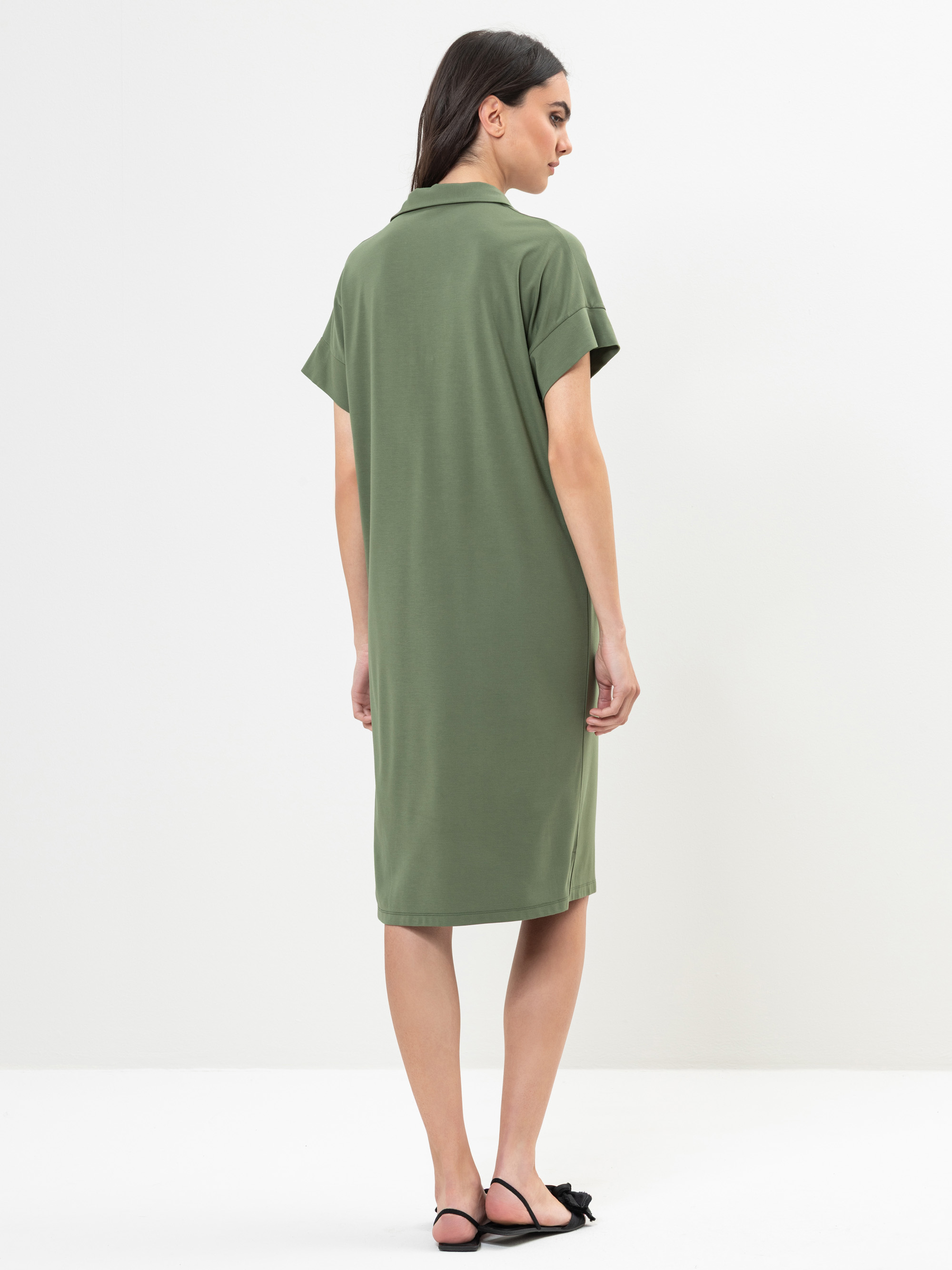 Modell Yaisa Jersey Hemdkleid