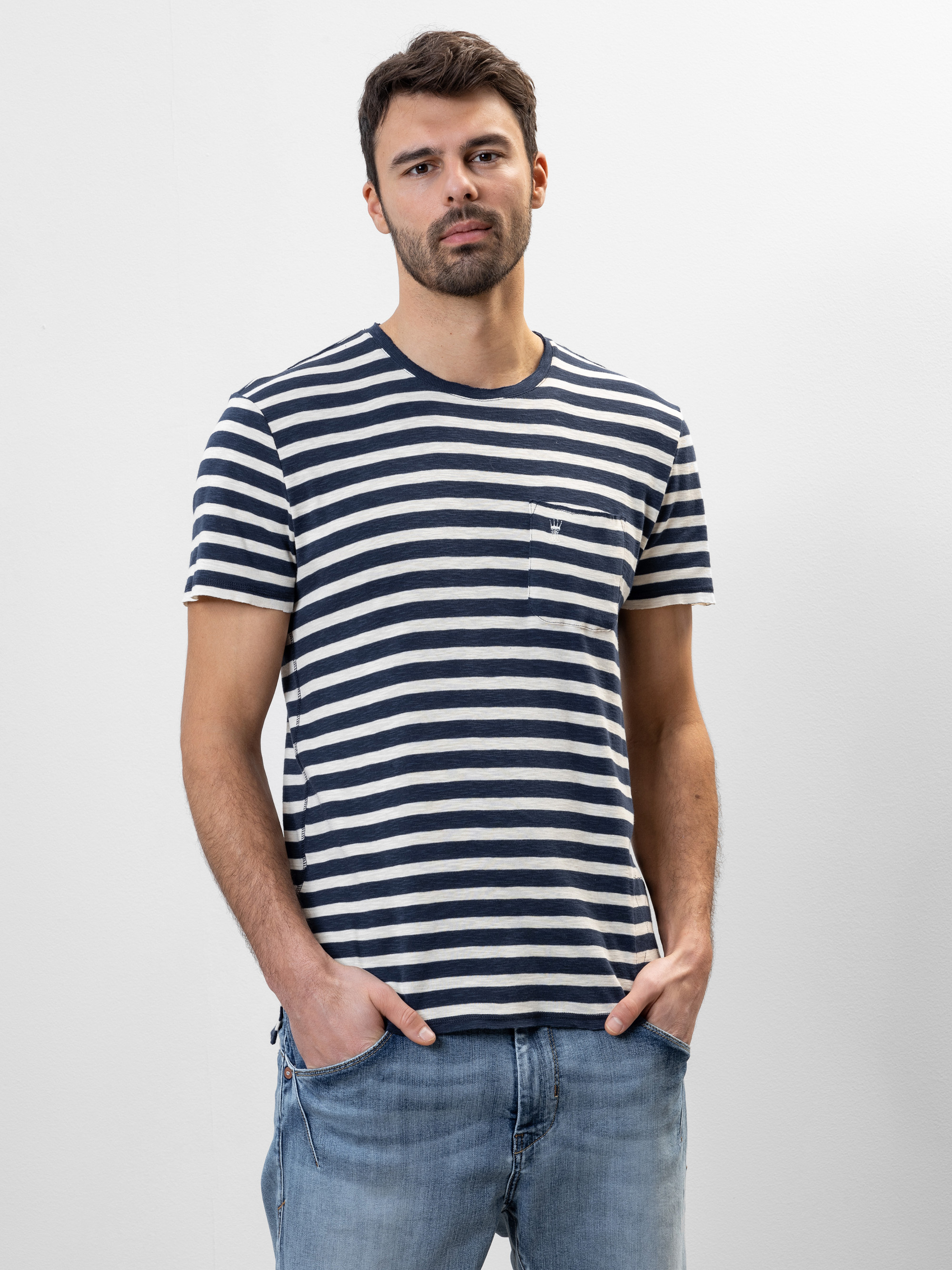 Modell Ronny T-Shirt gestreift