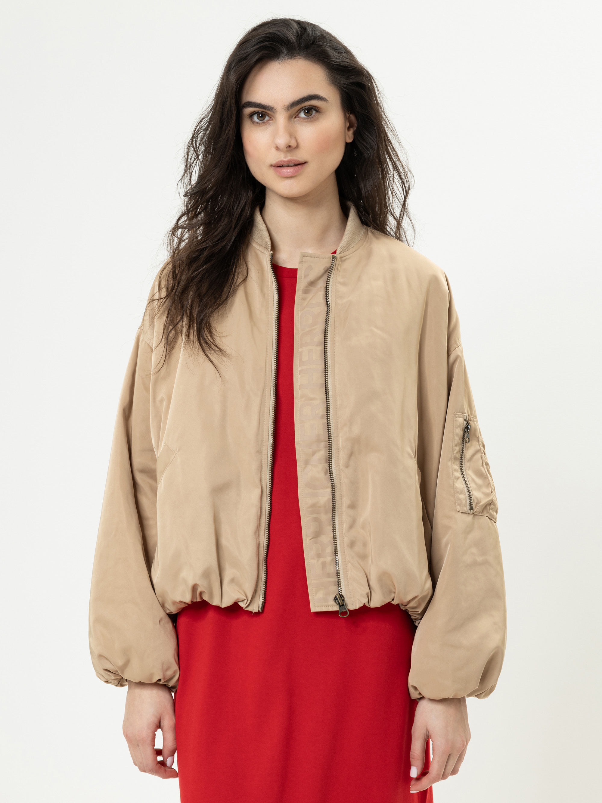 Modell Yayana Bomberjacke