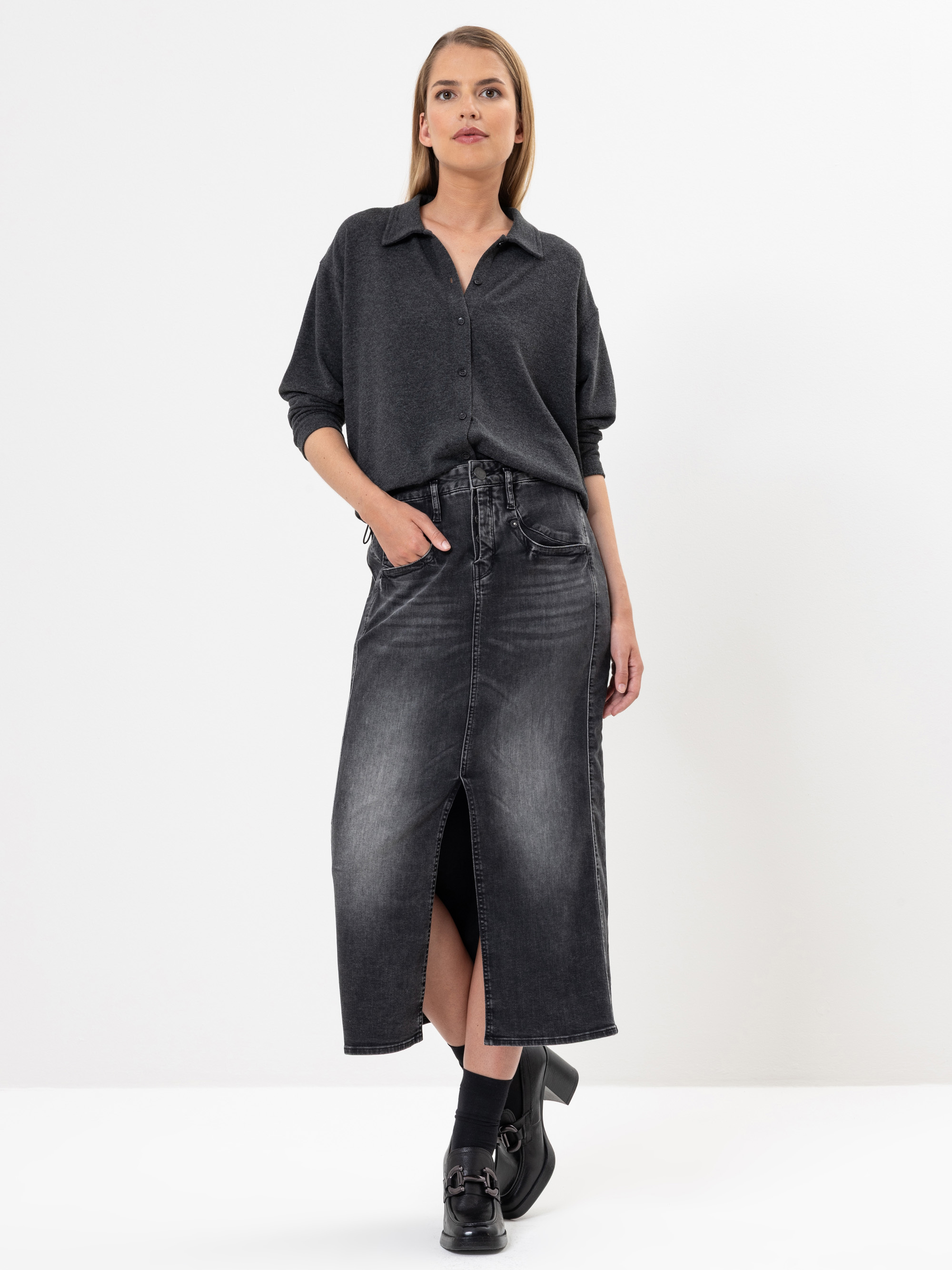 Modell Sachi Hemdbluse aus Fleece Jersey