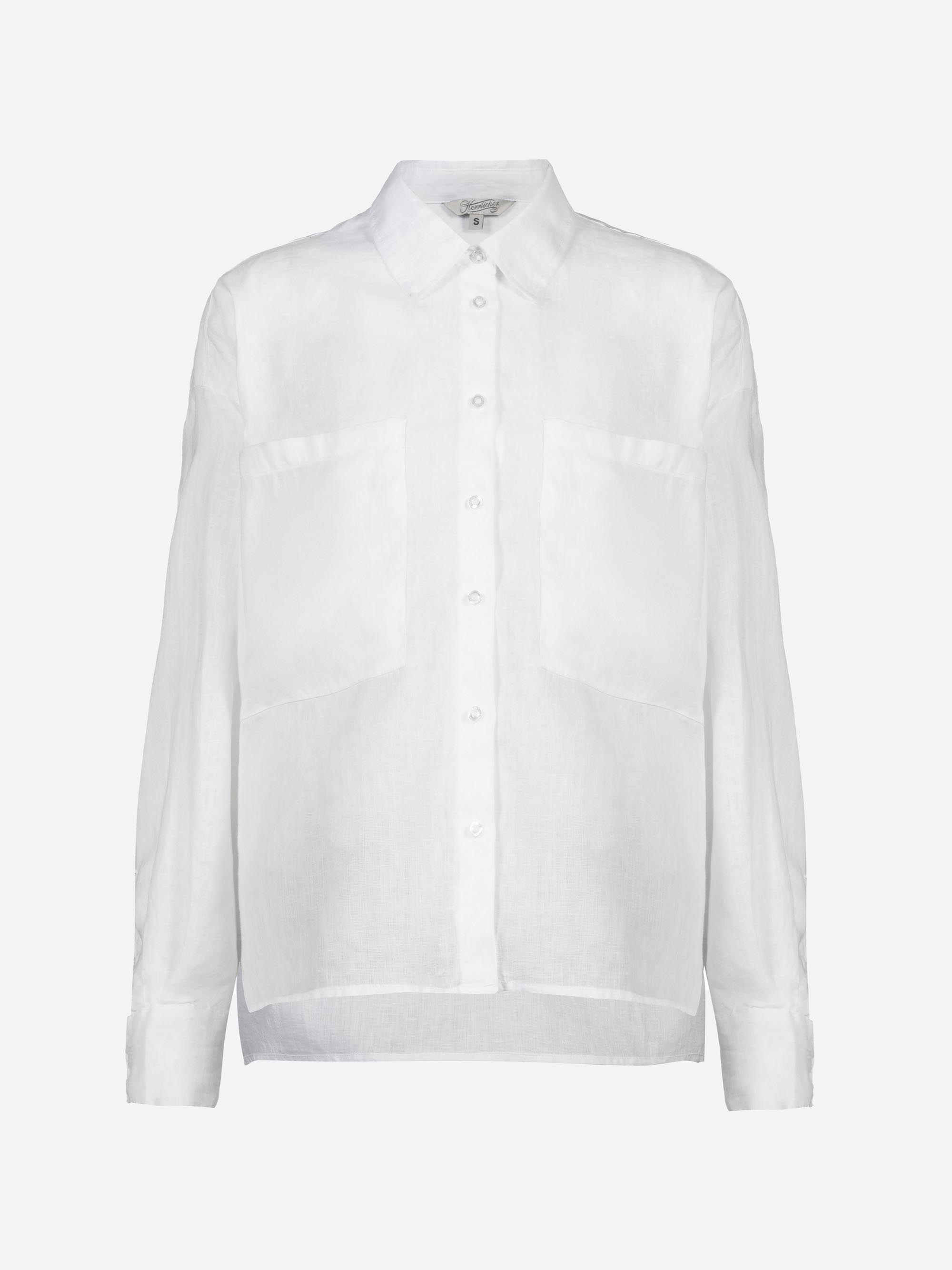 Modell Mirena Leinenhemd