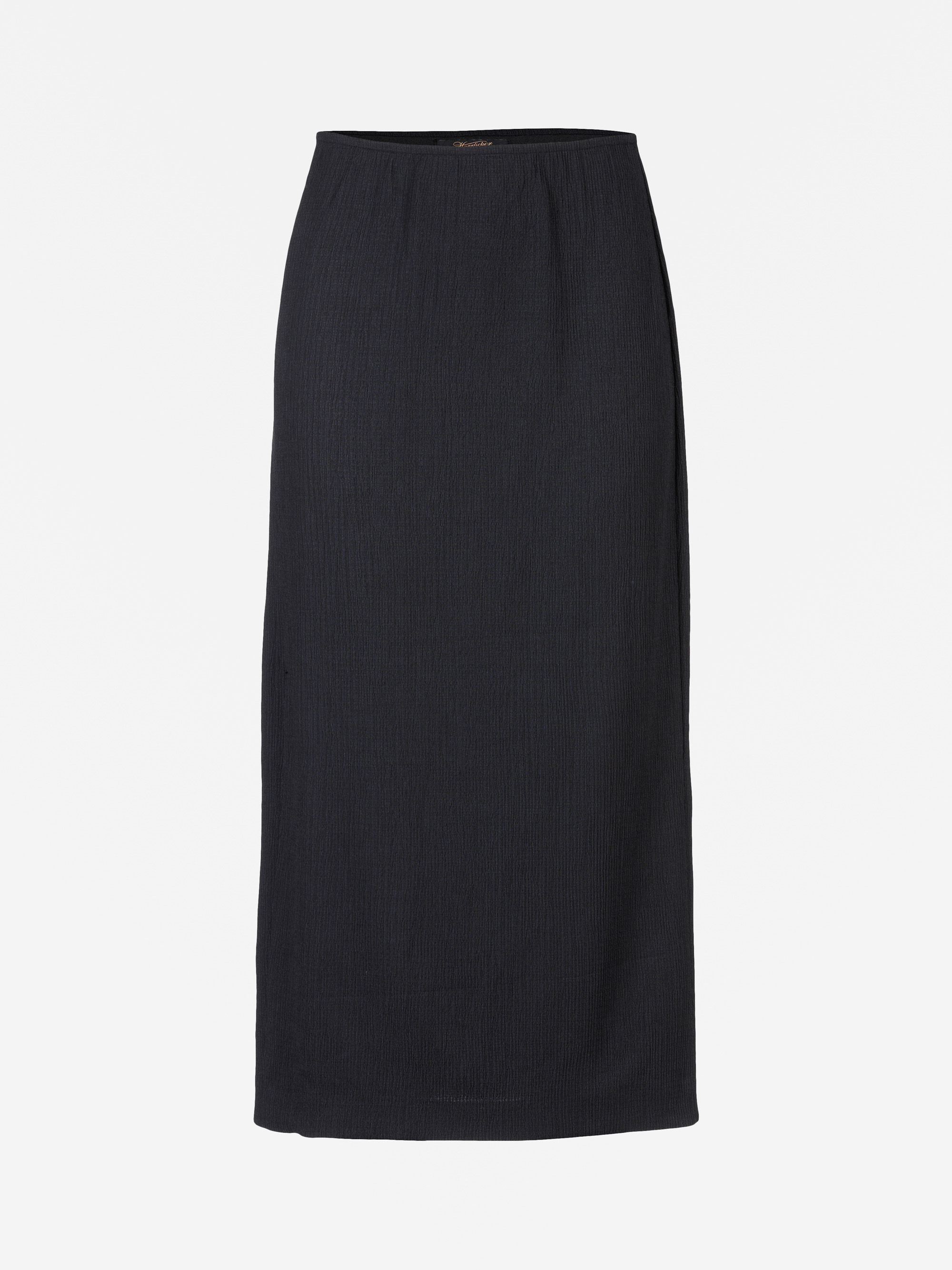 Modell Reiko Rock aus Crinkle Jersey