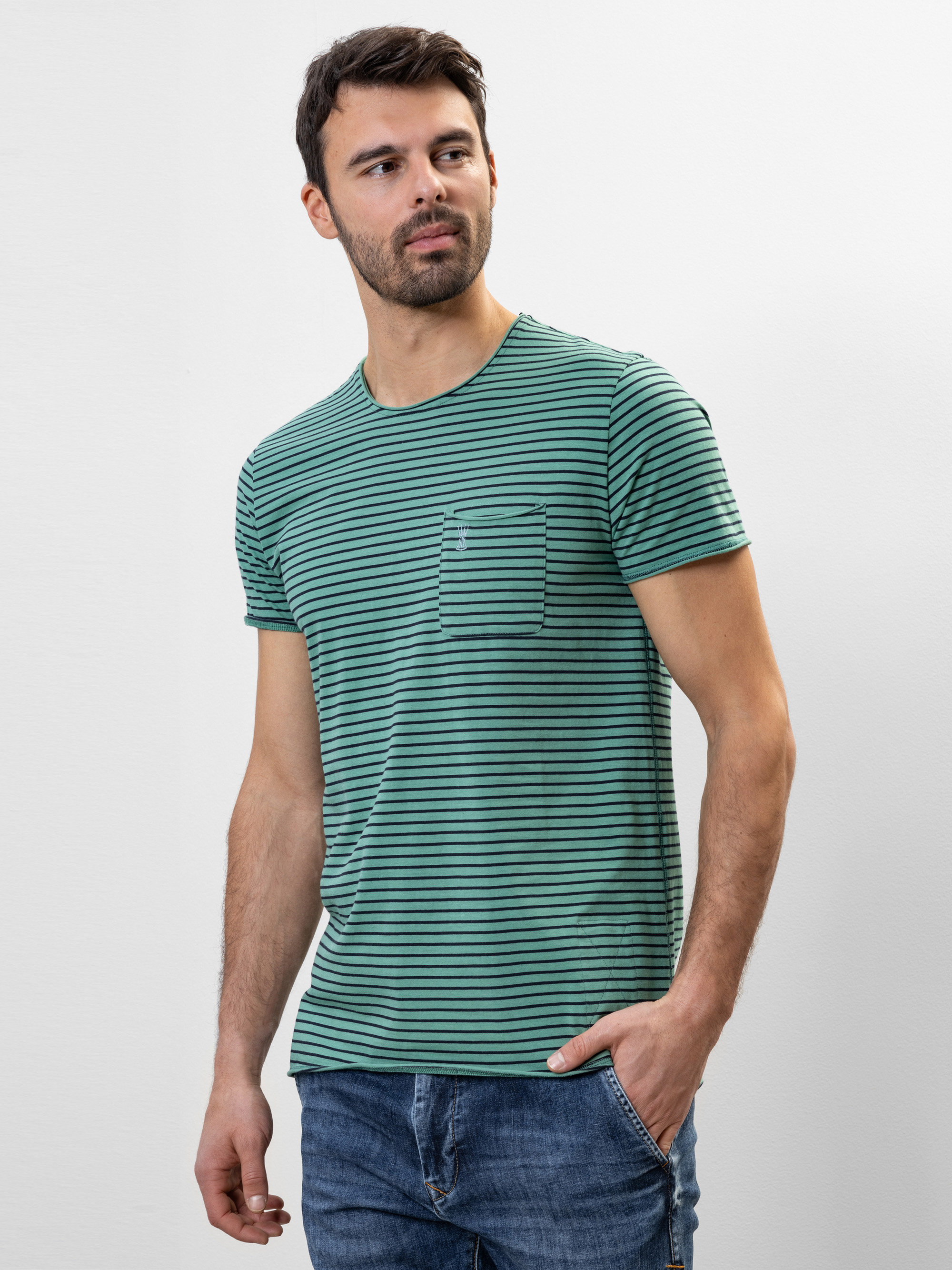 Modell Ronny T-Shirt gestreift