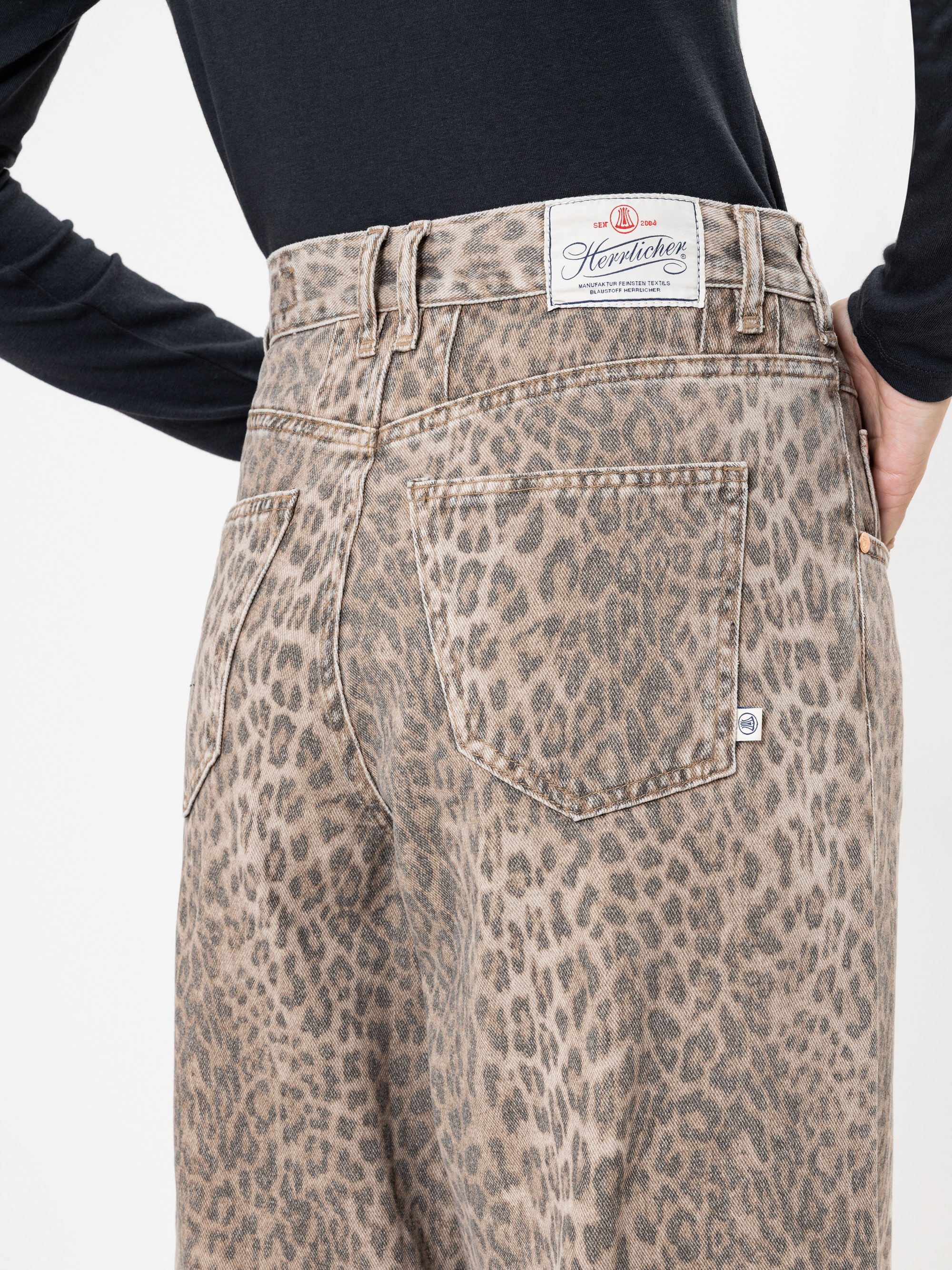 Modell Brooke Wide Jeans