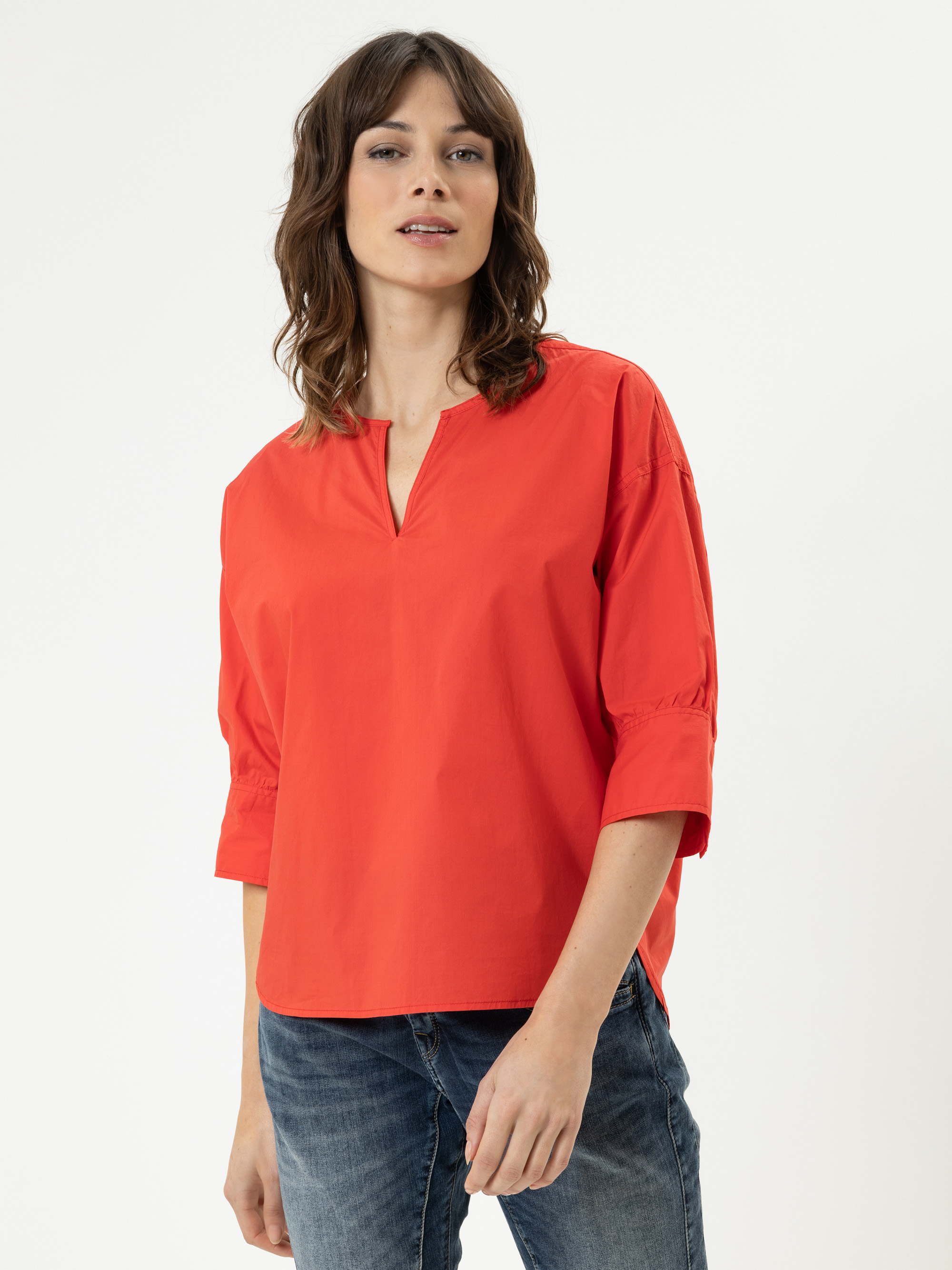 Modell Dori Kurzarmbluse