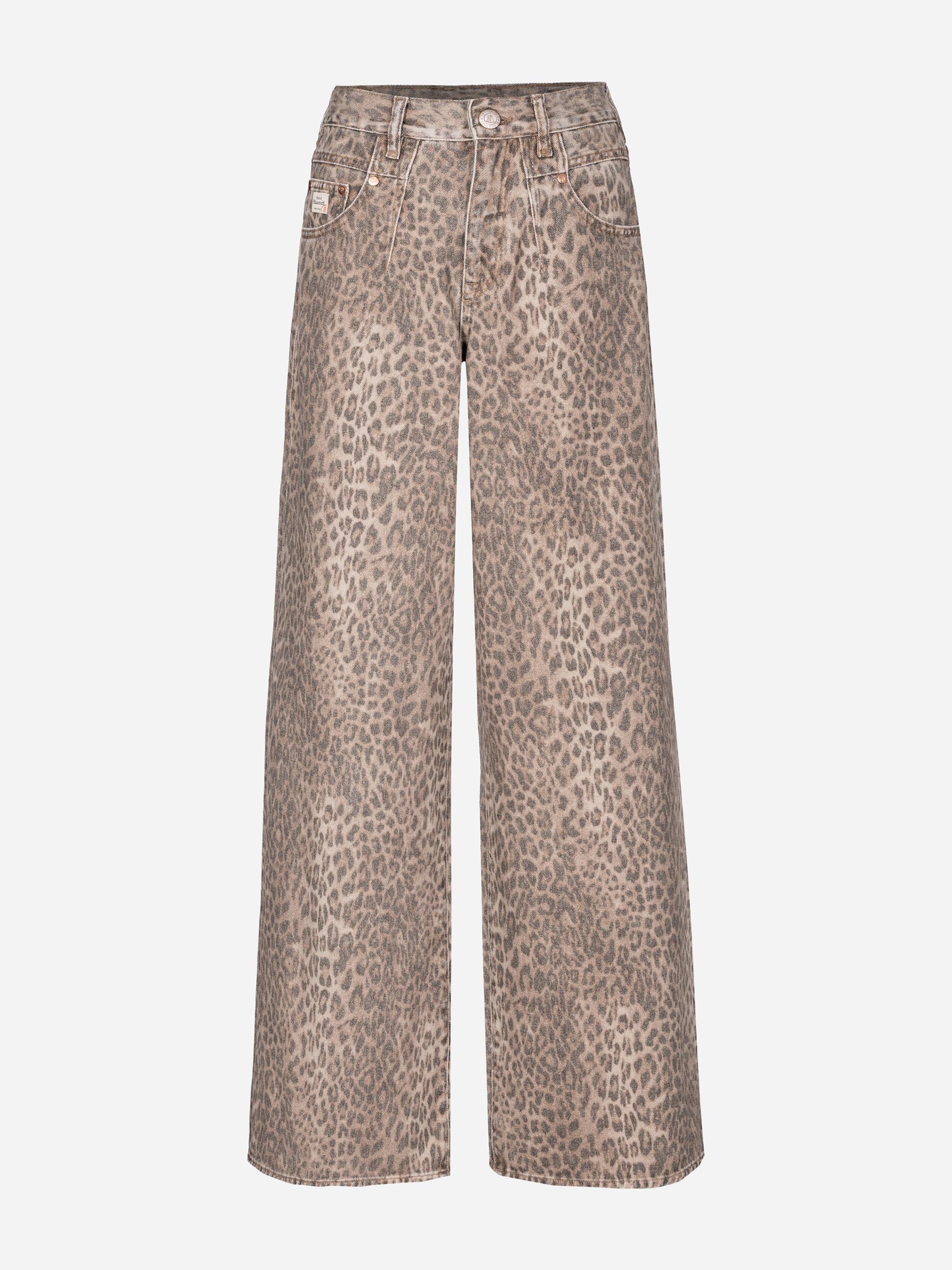 Modell Brooke Wide Jeans