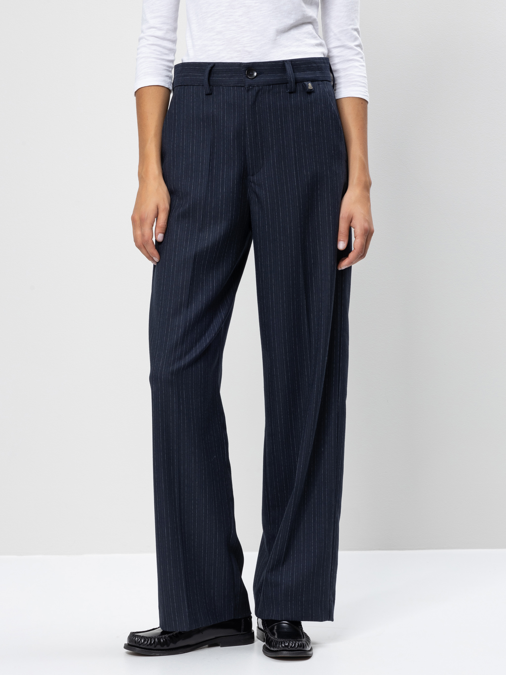 Modell Moonlight Nadelstreifen Hose