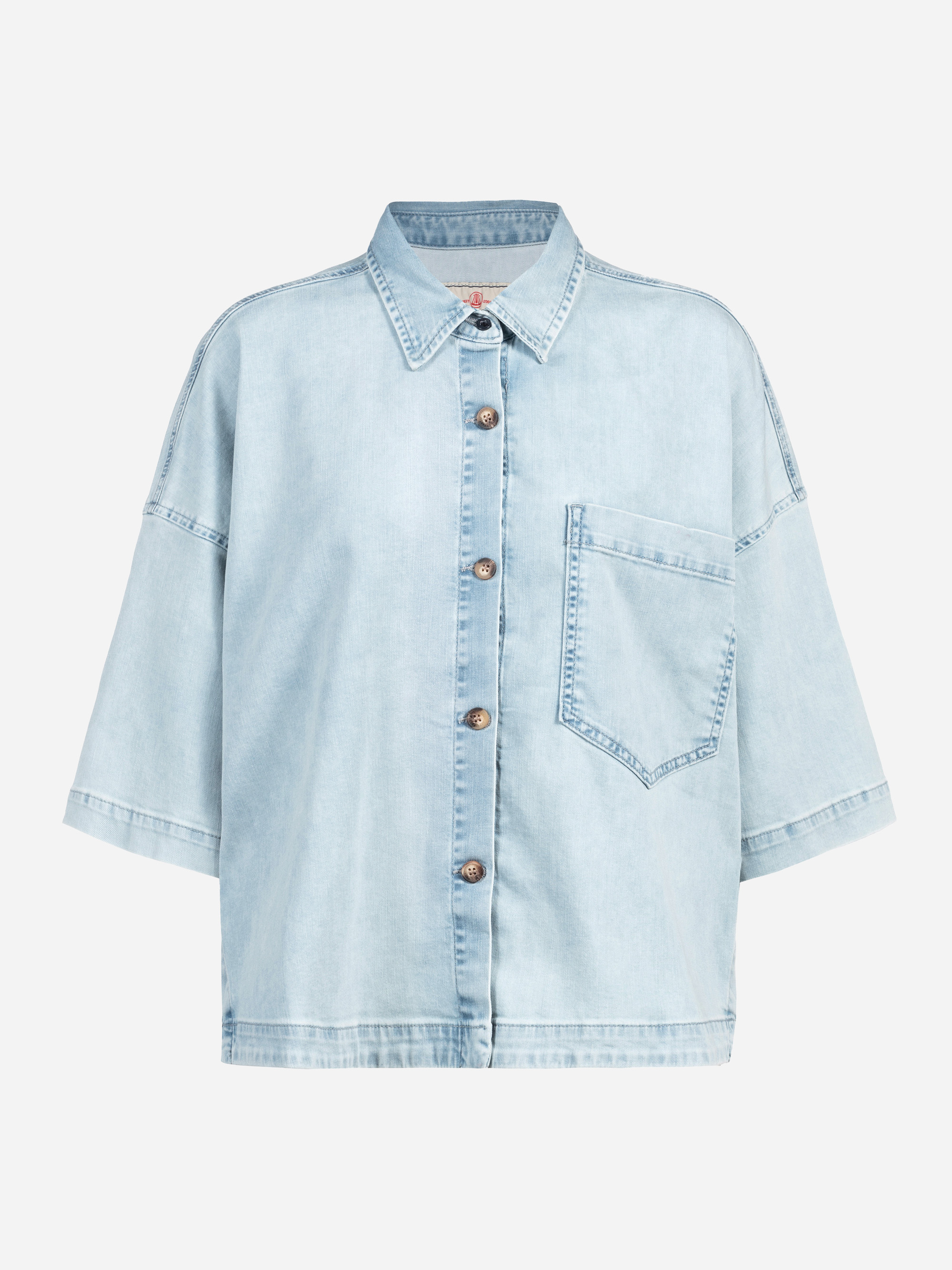 Modell Tegan Jeanshemd