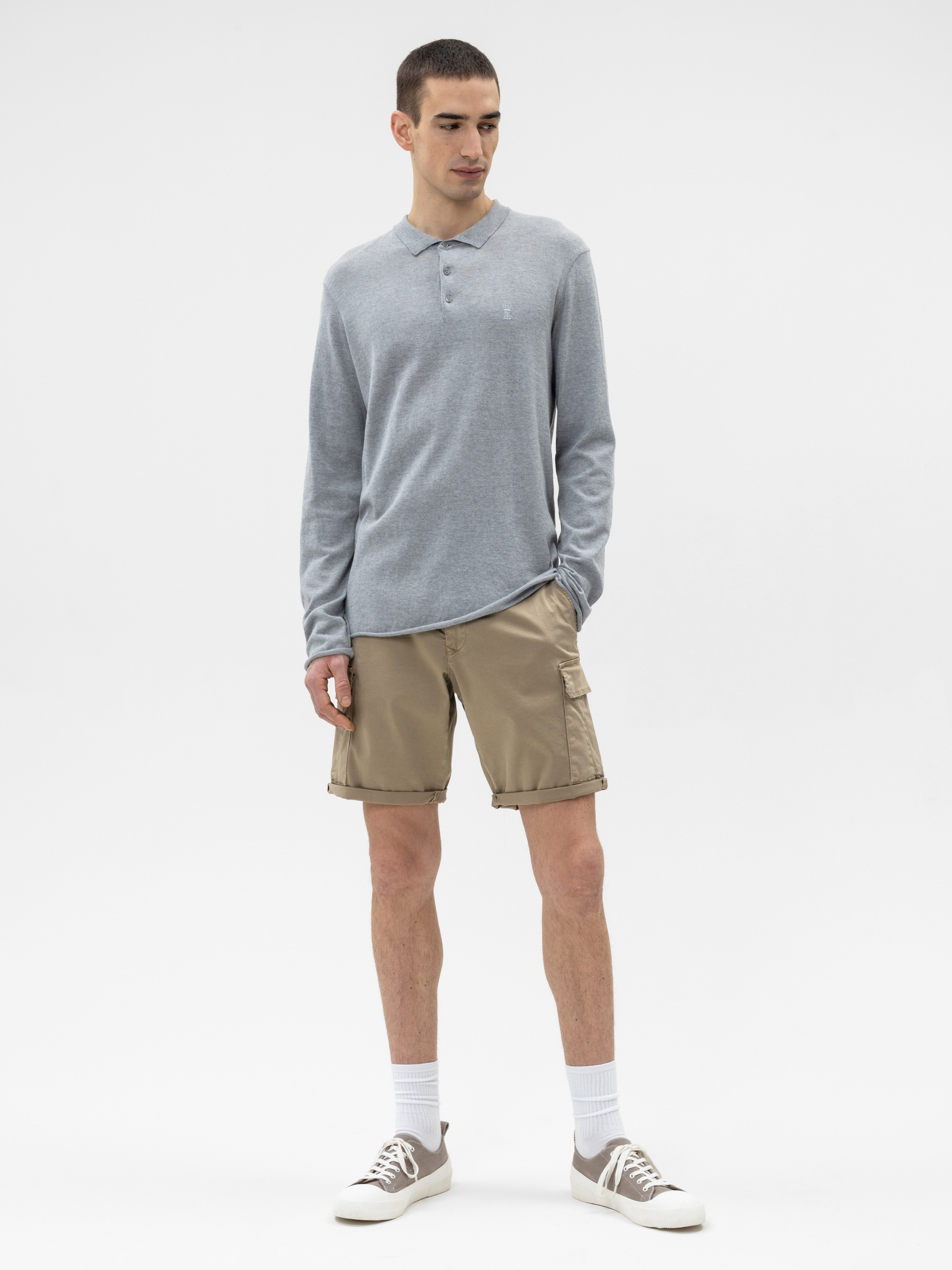 Modell Pale Pullover mit Polokragen