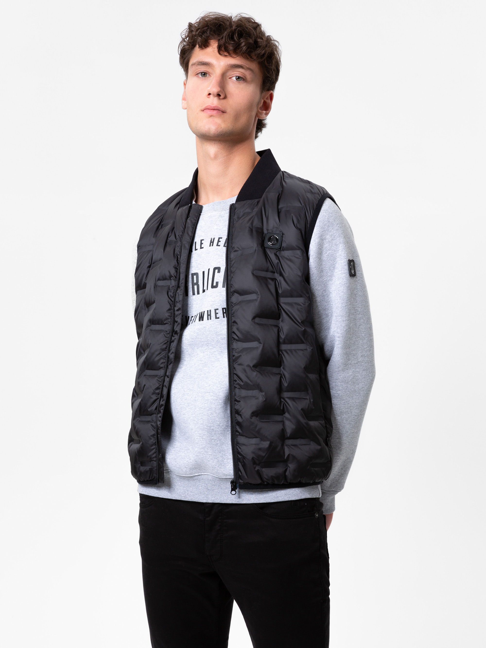 Modell Mat Daunen Steppweste