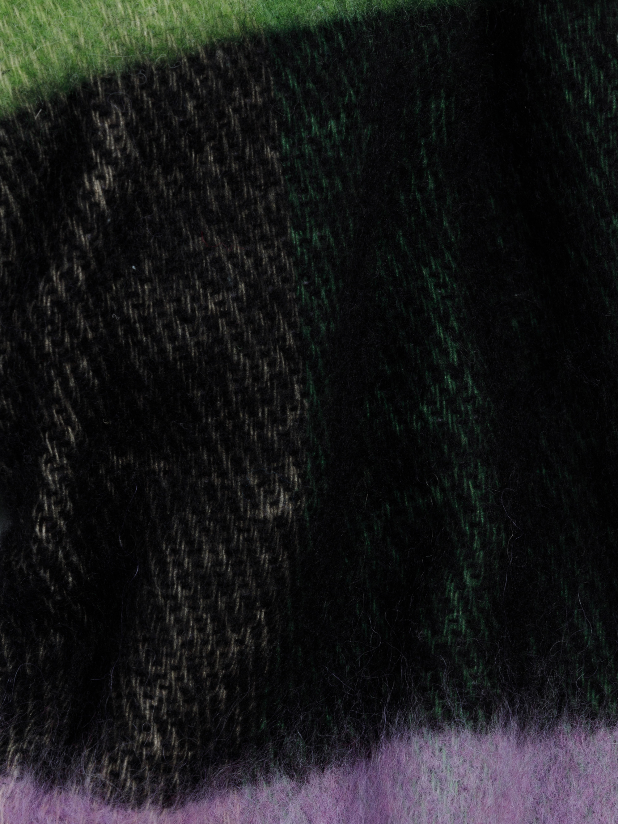 Modell Piana Wollschal mit Schurwolle