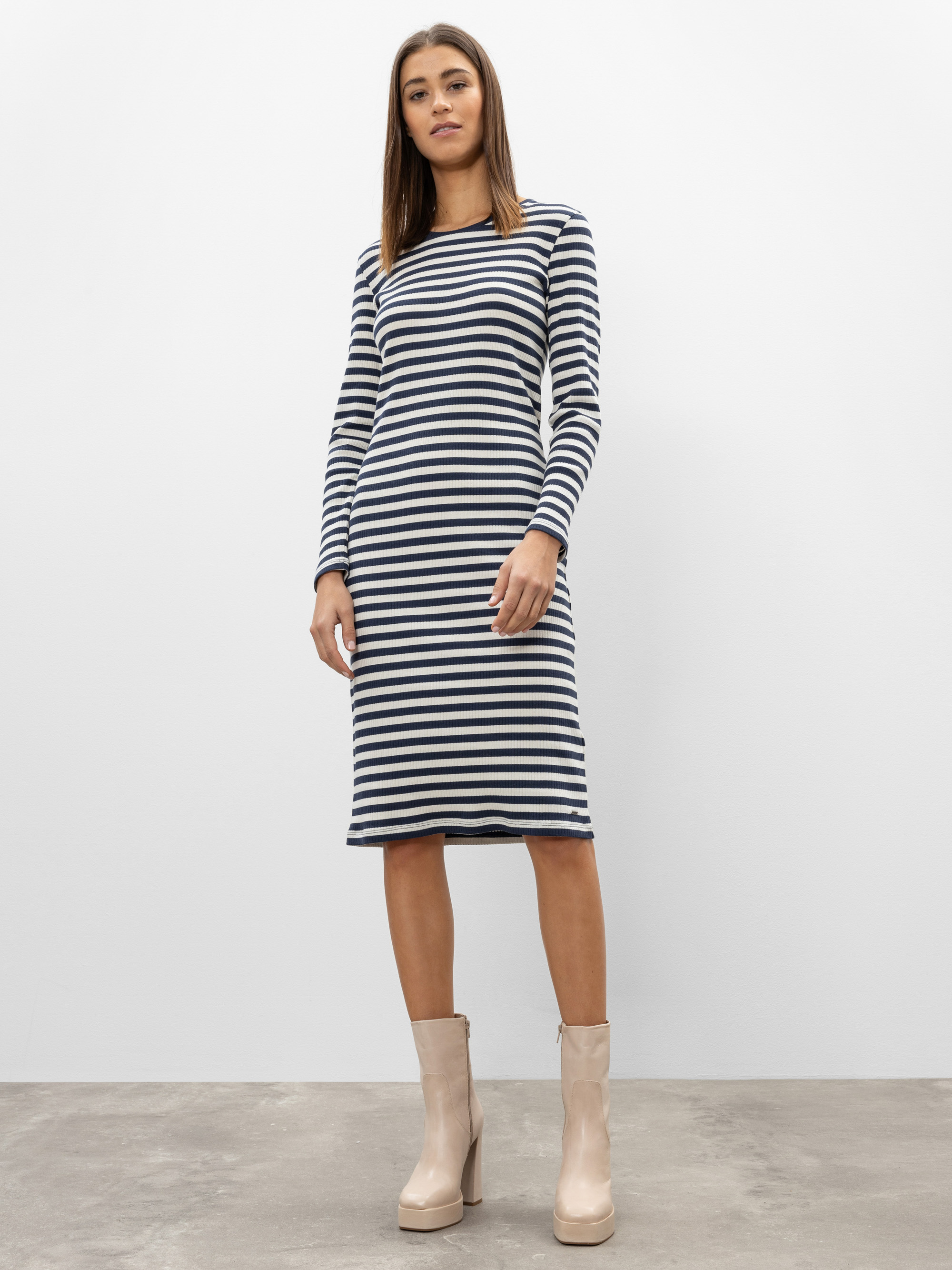 Modell Fein Jerseykleid