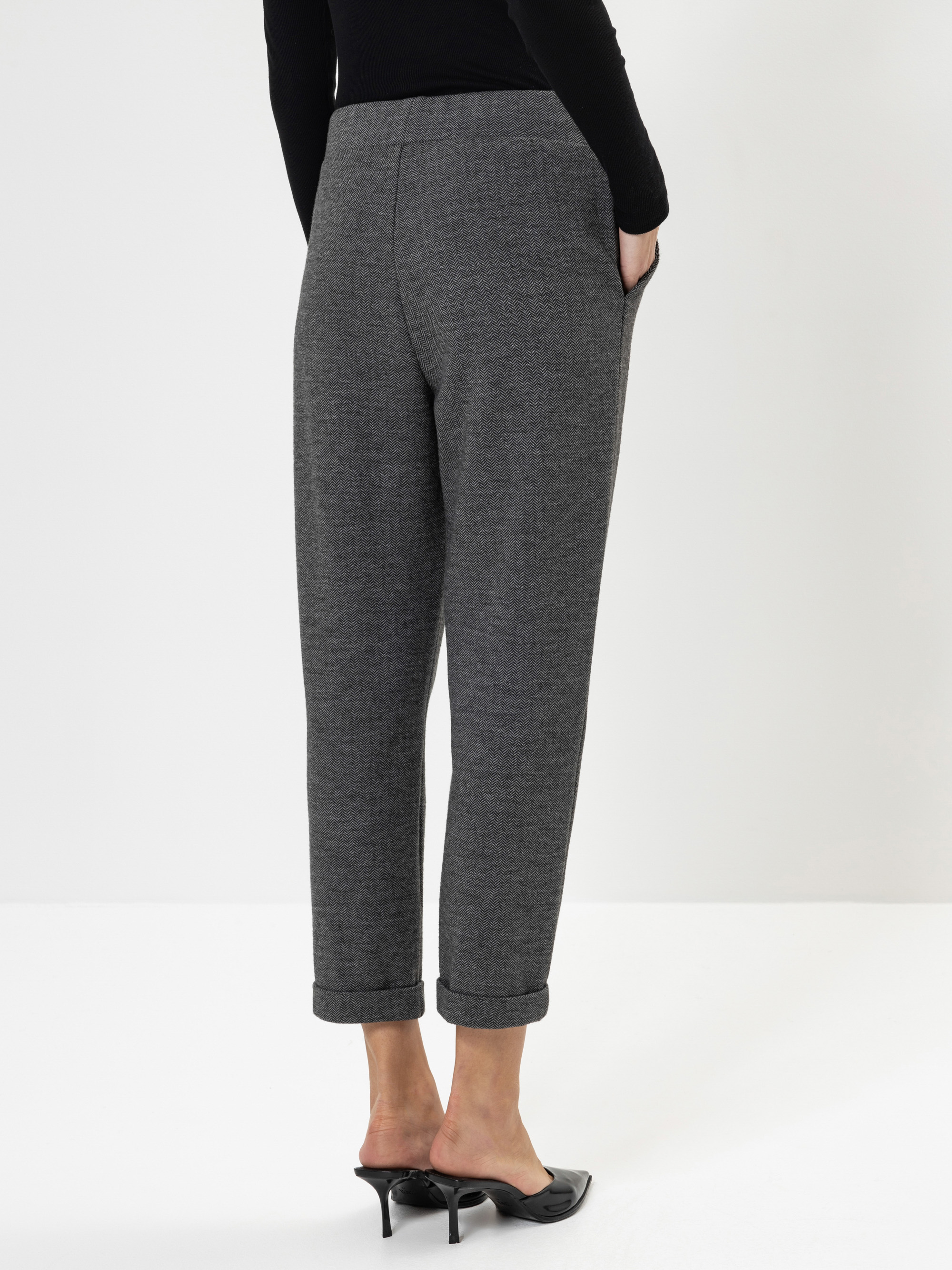 Modell Hester Jersey Hose