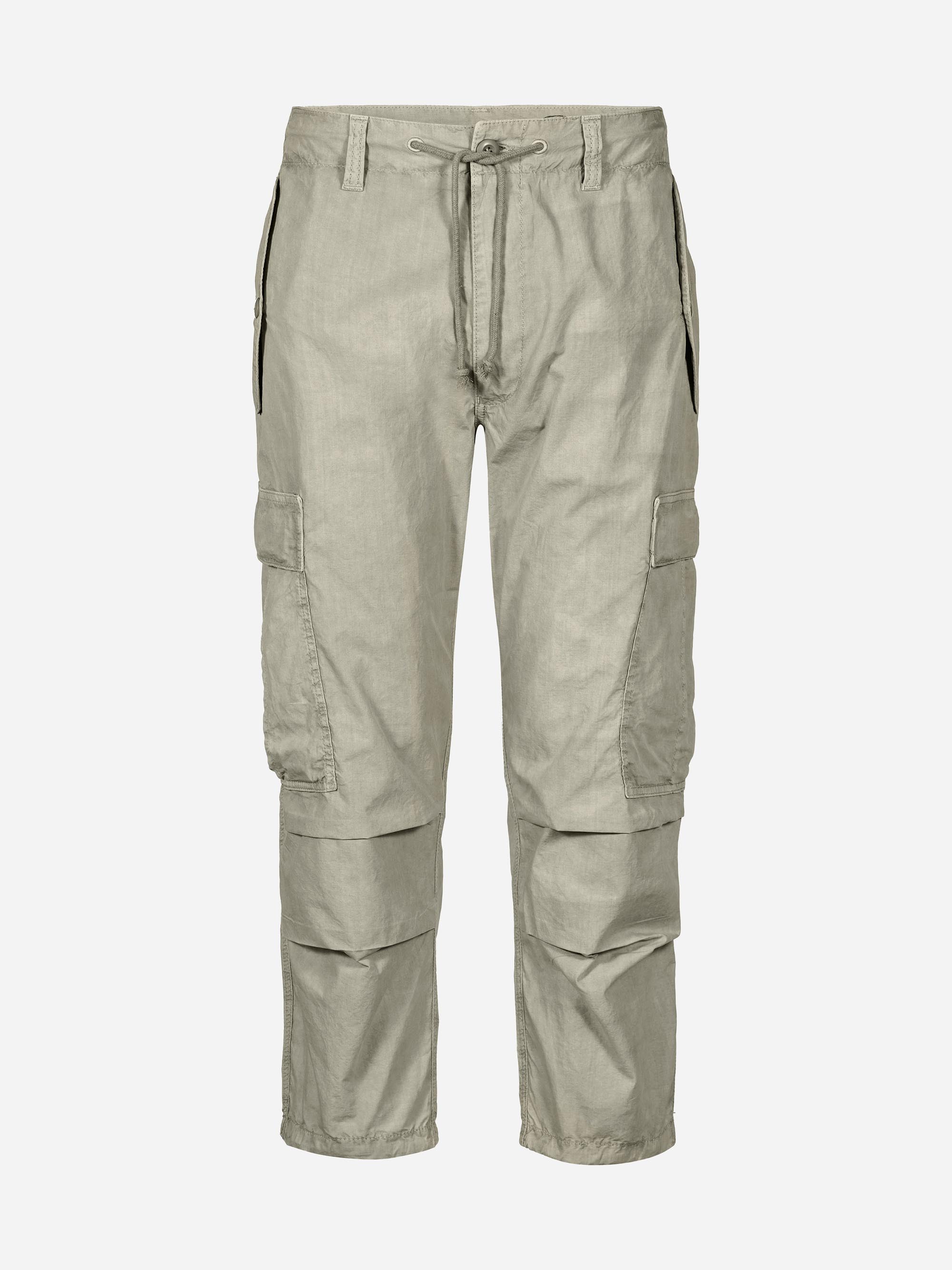 Modell  Rowan Cropped Cargo Hose