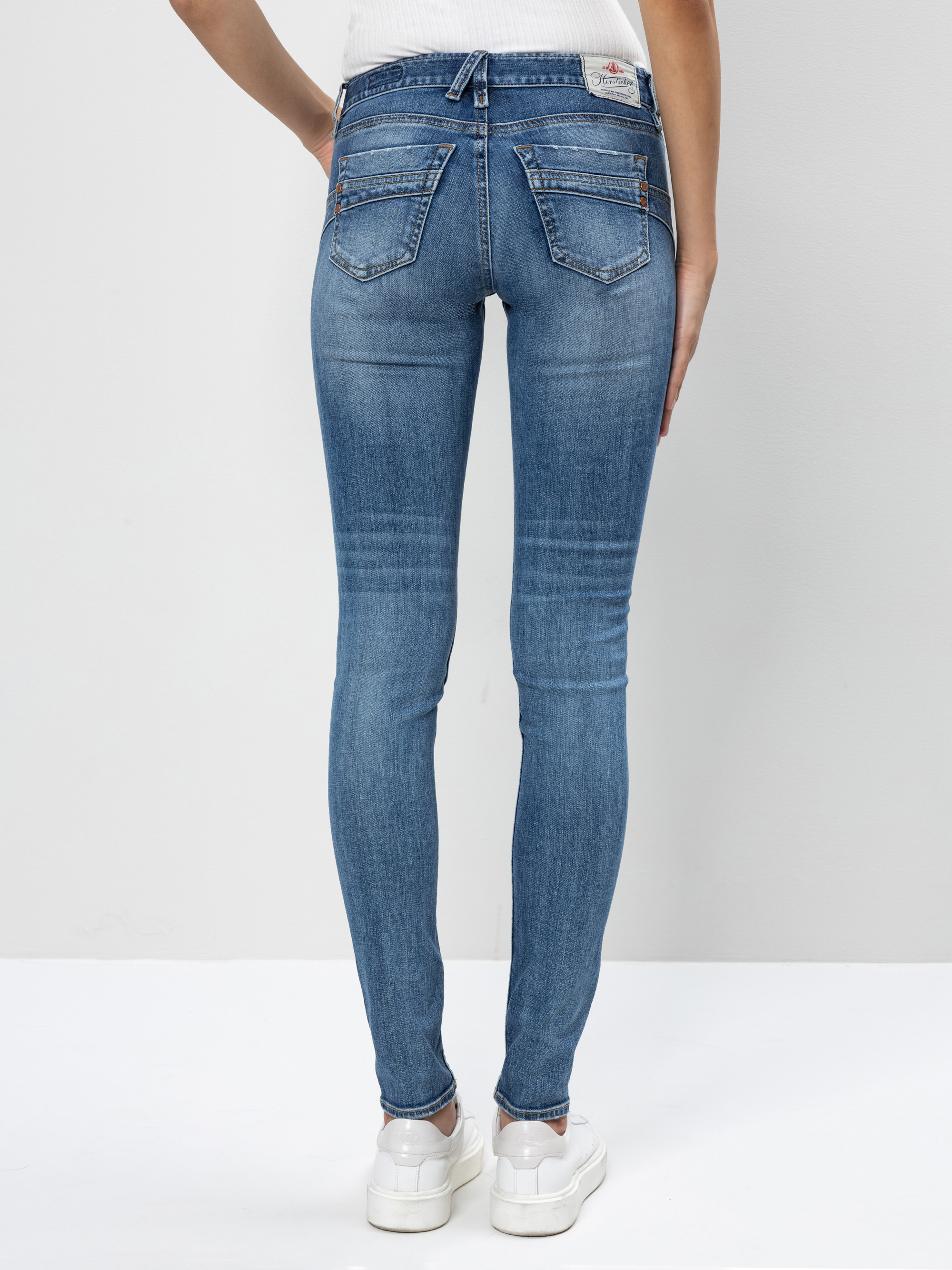 Modell Touch Slim Jeans aus Bio-Baumwolle