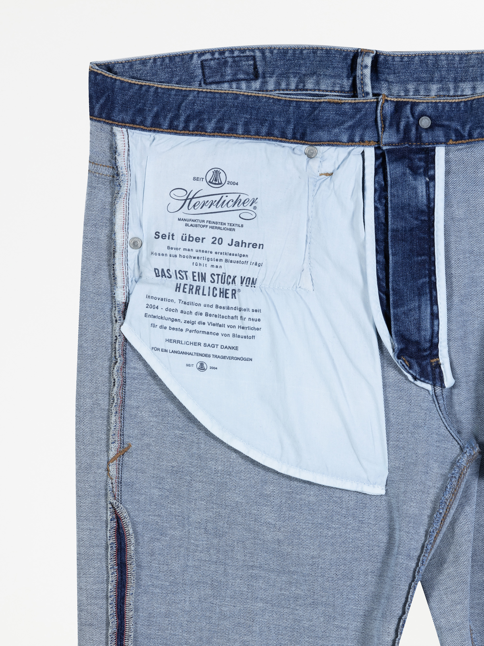 Modell Tyler Straight Jeans aus Bio-Baumwolle