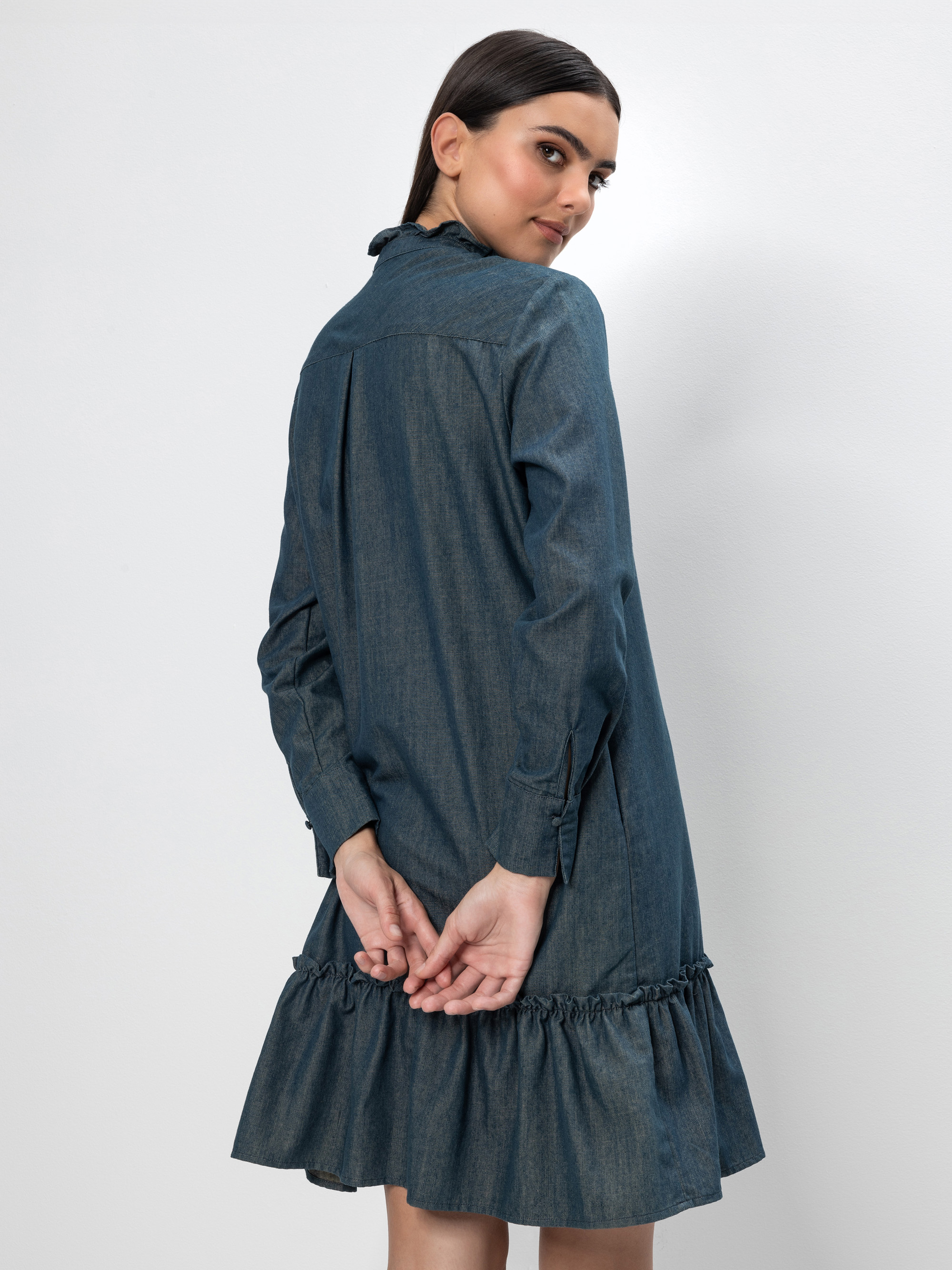 Modell Antke Jeanskleid