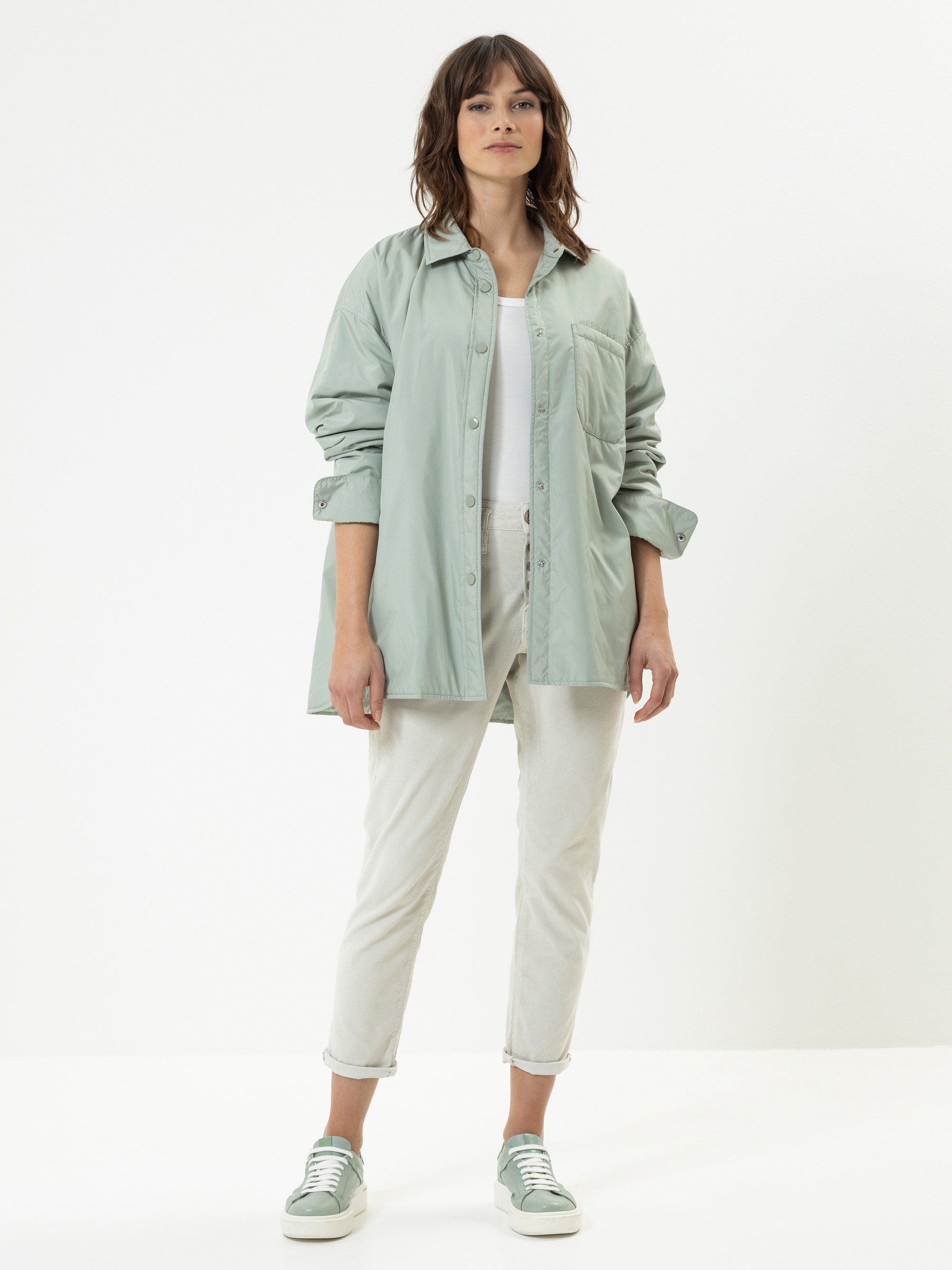 Modell Ama Hemdjacke