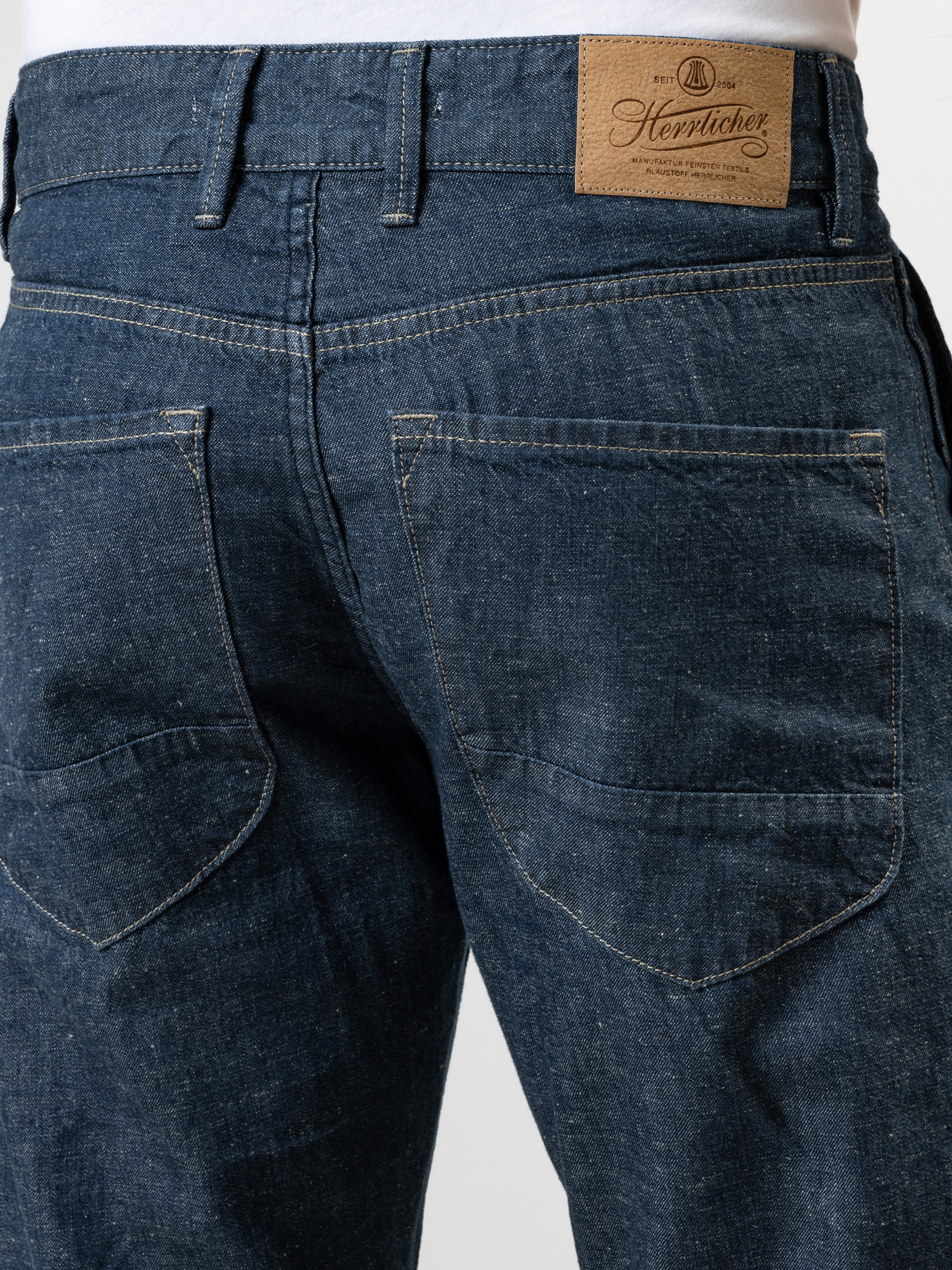 Modell Kennedy Straight Jeans aus Japanese Hemp Denim