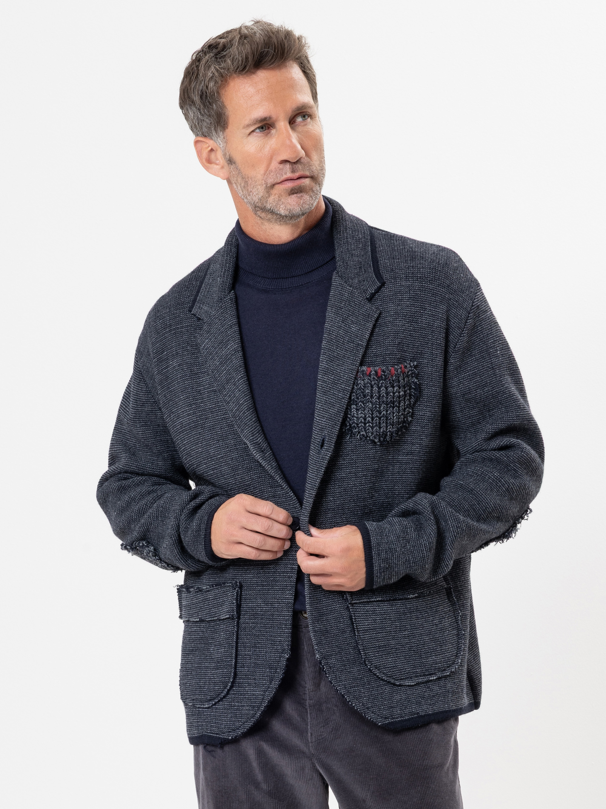 Modell  Vasil Jacke aus Strickjersey