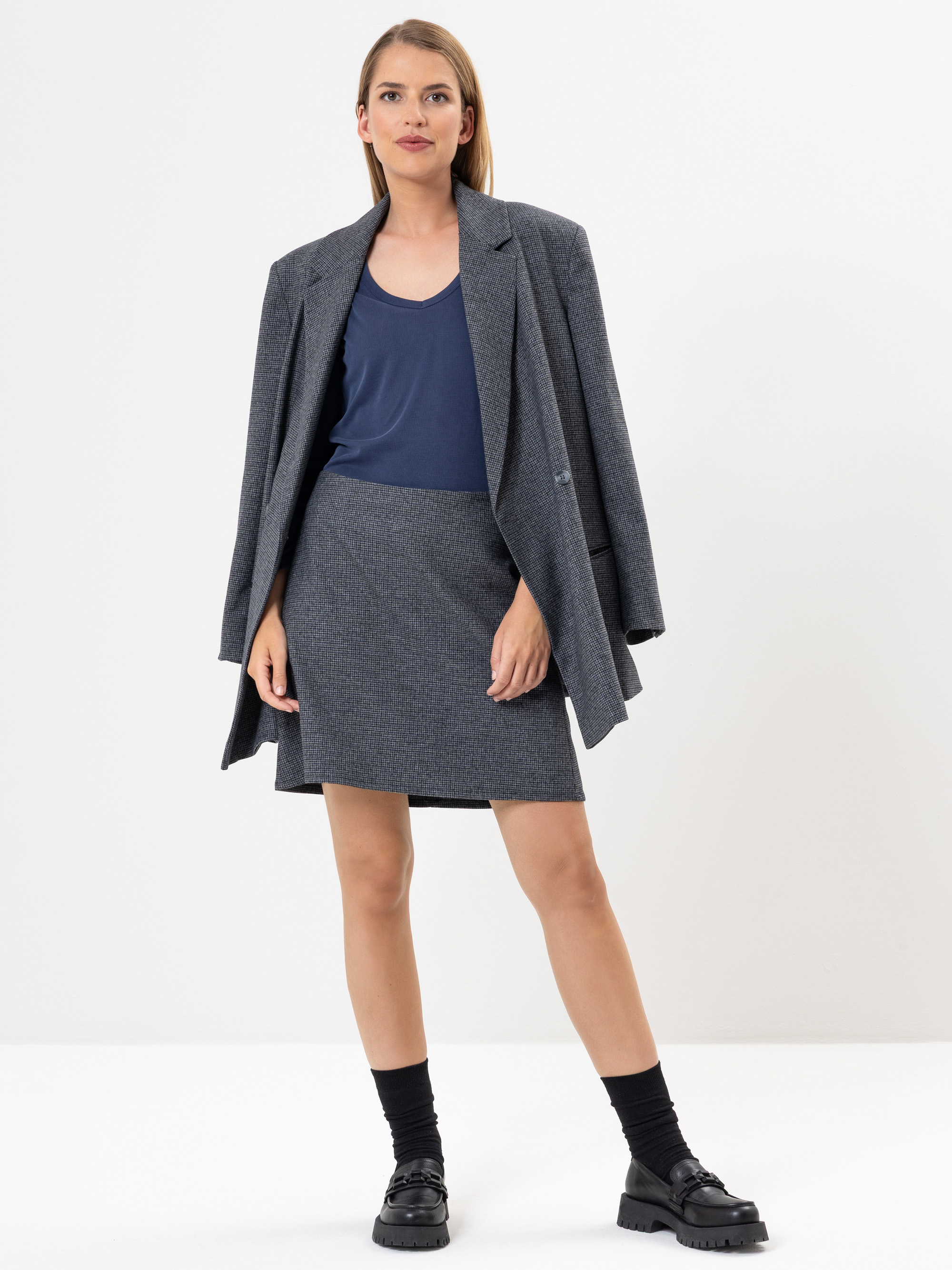 Modell Zelma Minirock kariert