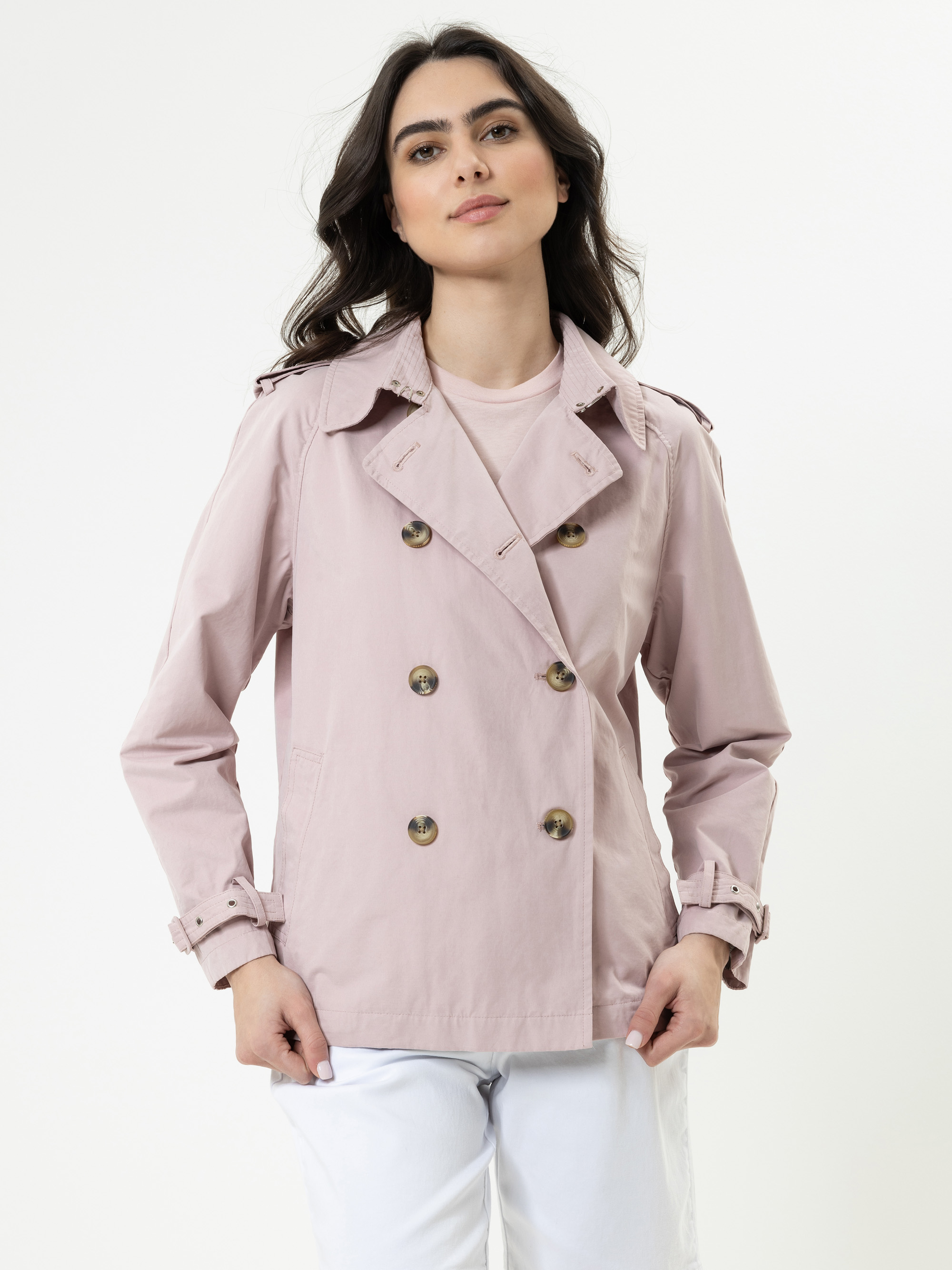 Modell Julina Trench Jacke