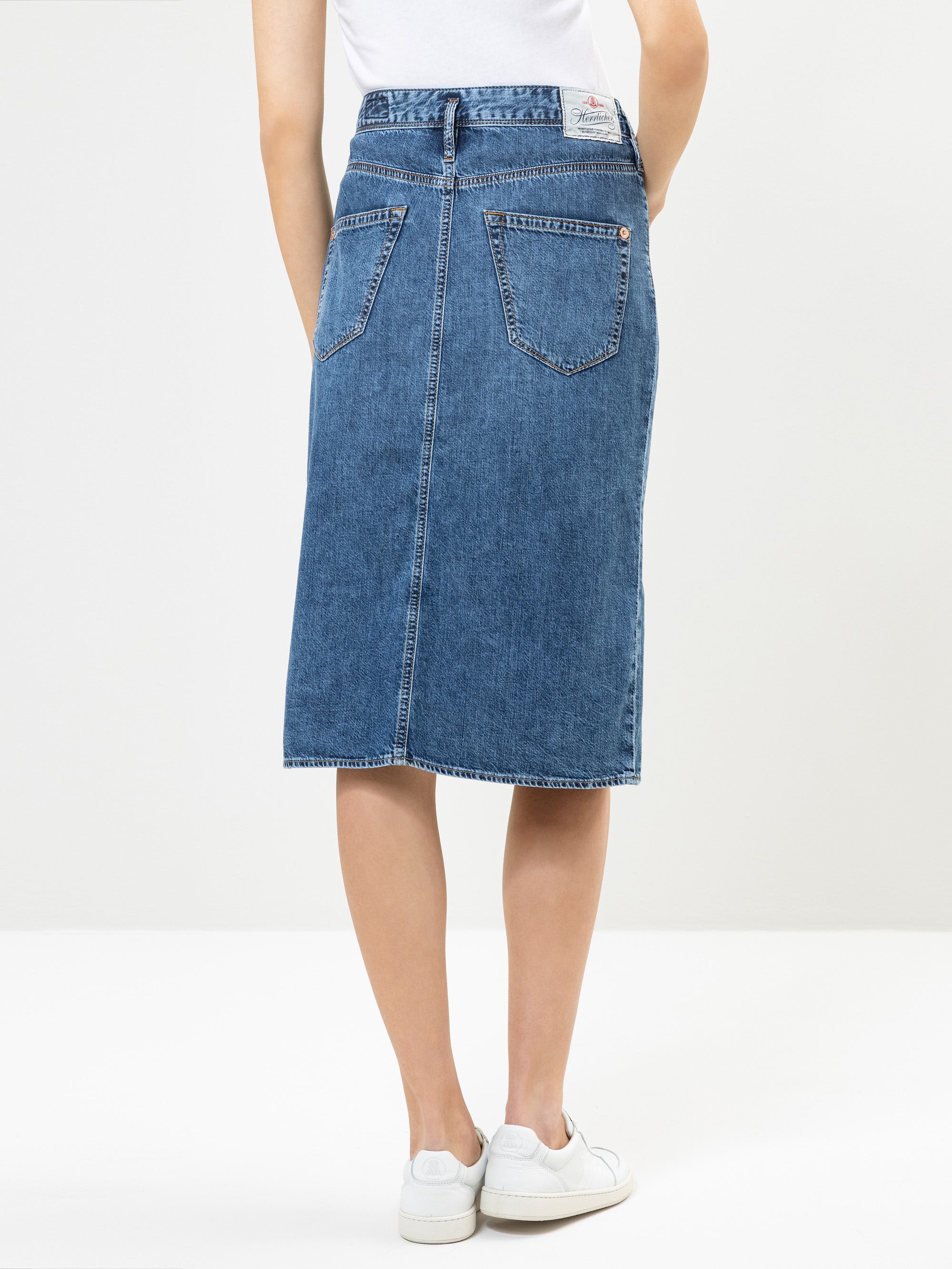 Modell Shyra Jeansrock midi