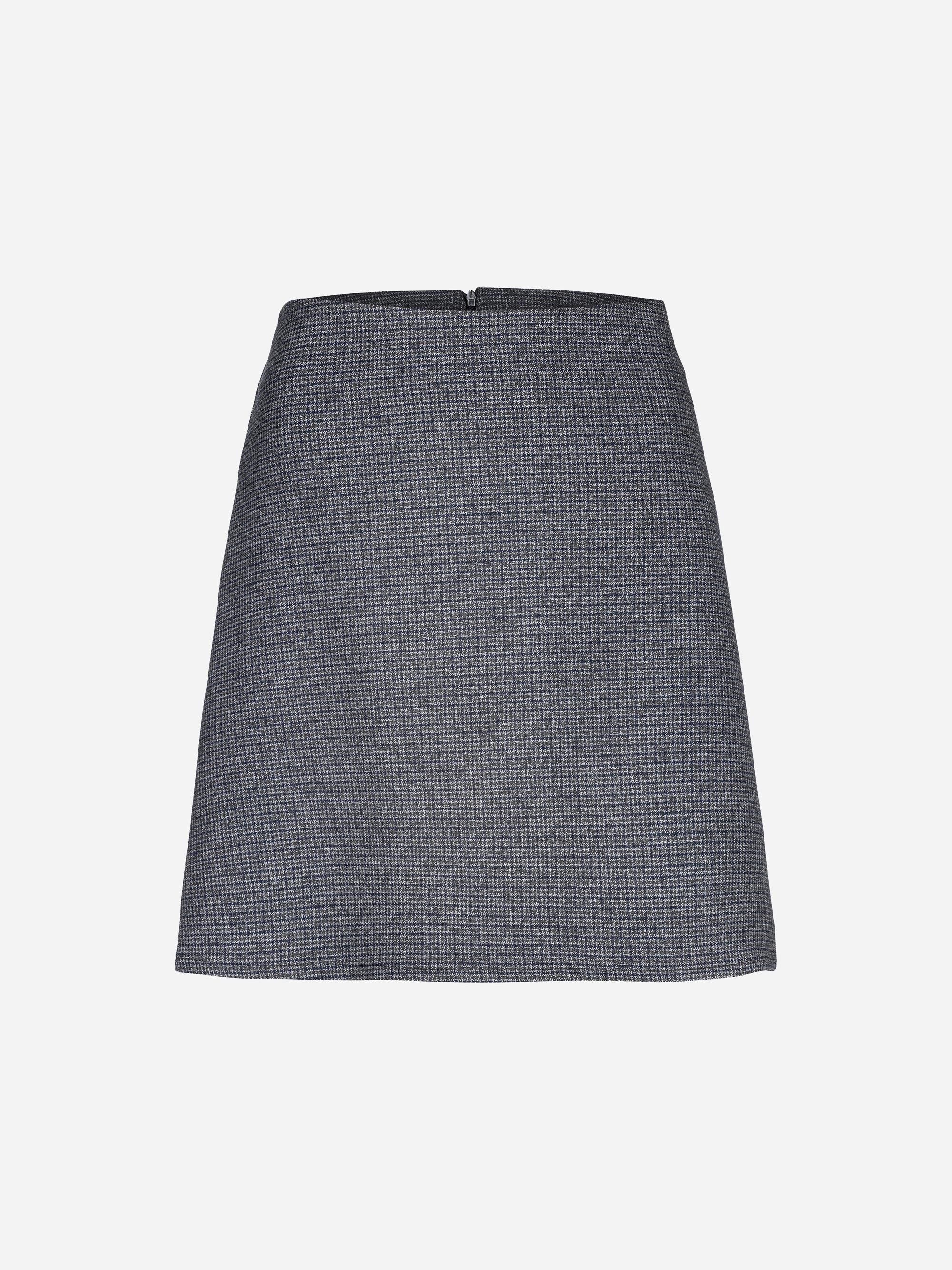 Modell Zelma Minirock kariert