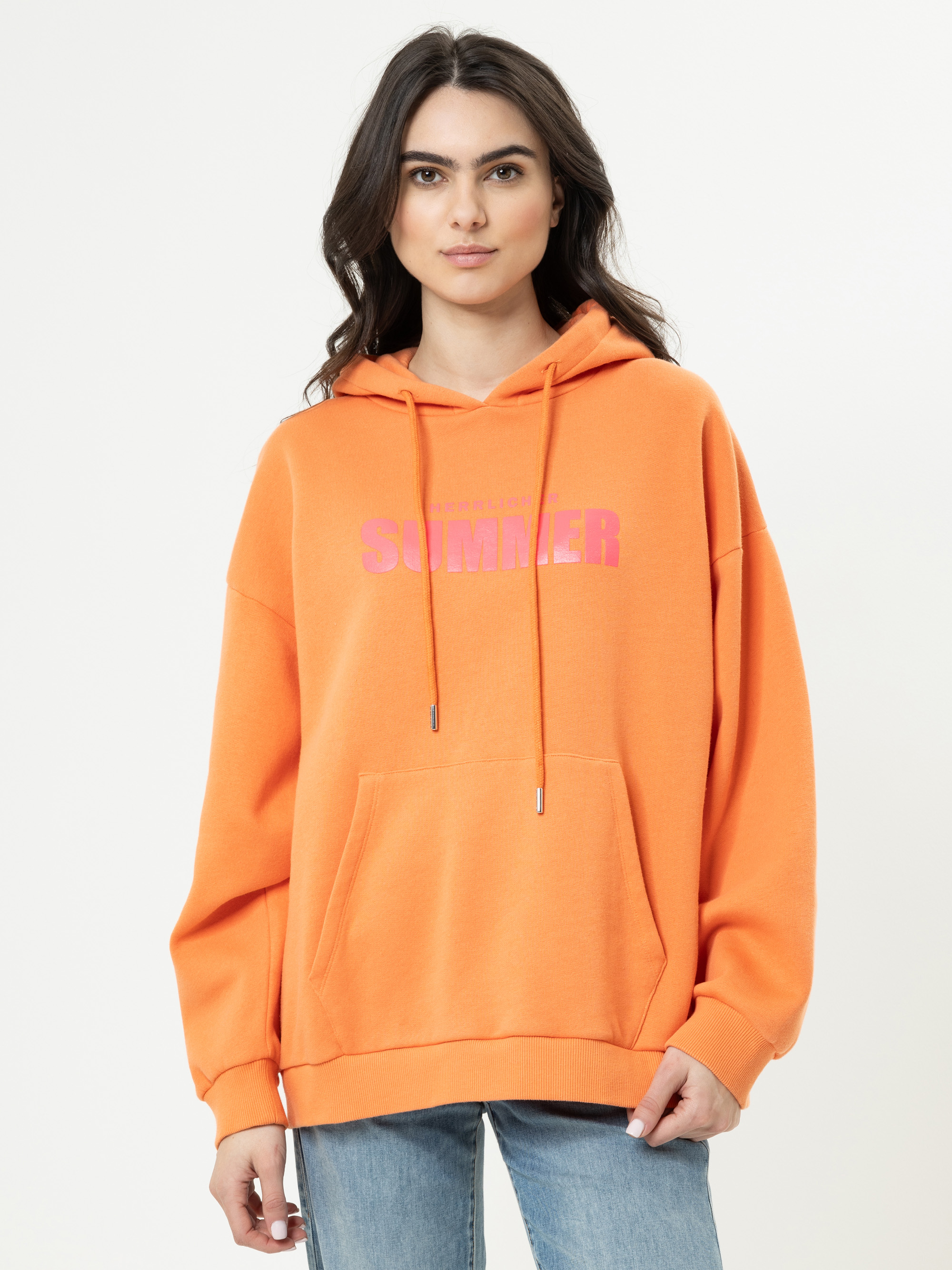 Modell Christy Hoodie