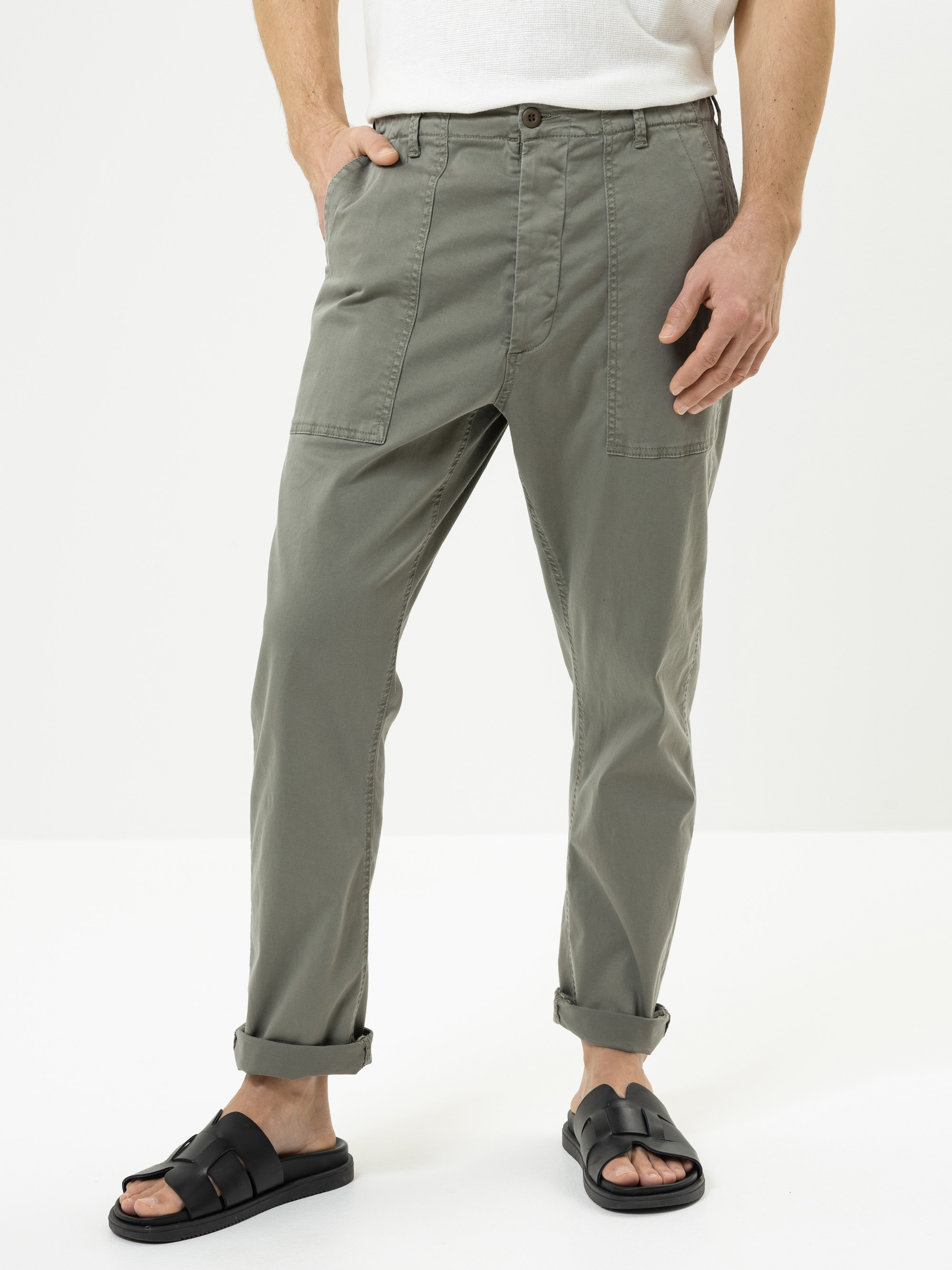 Modell Fatigue Slim Hose aus Bio-Baumwolle
