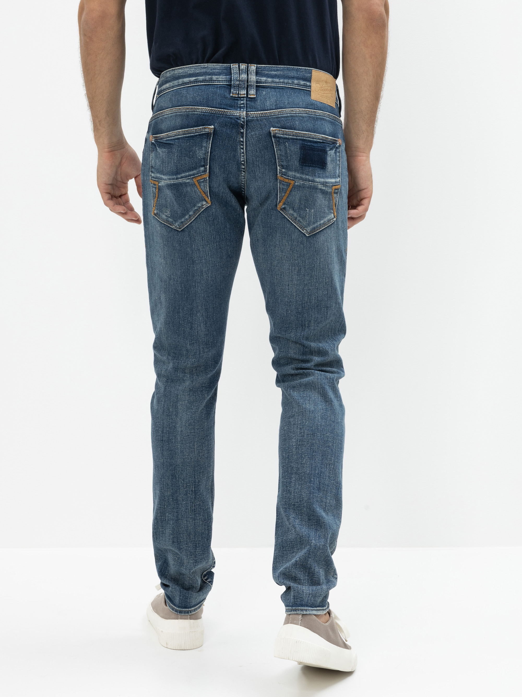 Modell Trade Slim Jeans aus Bio-Baumwolle