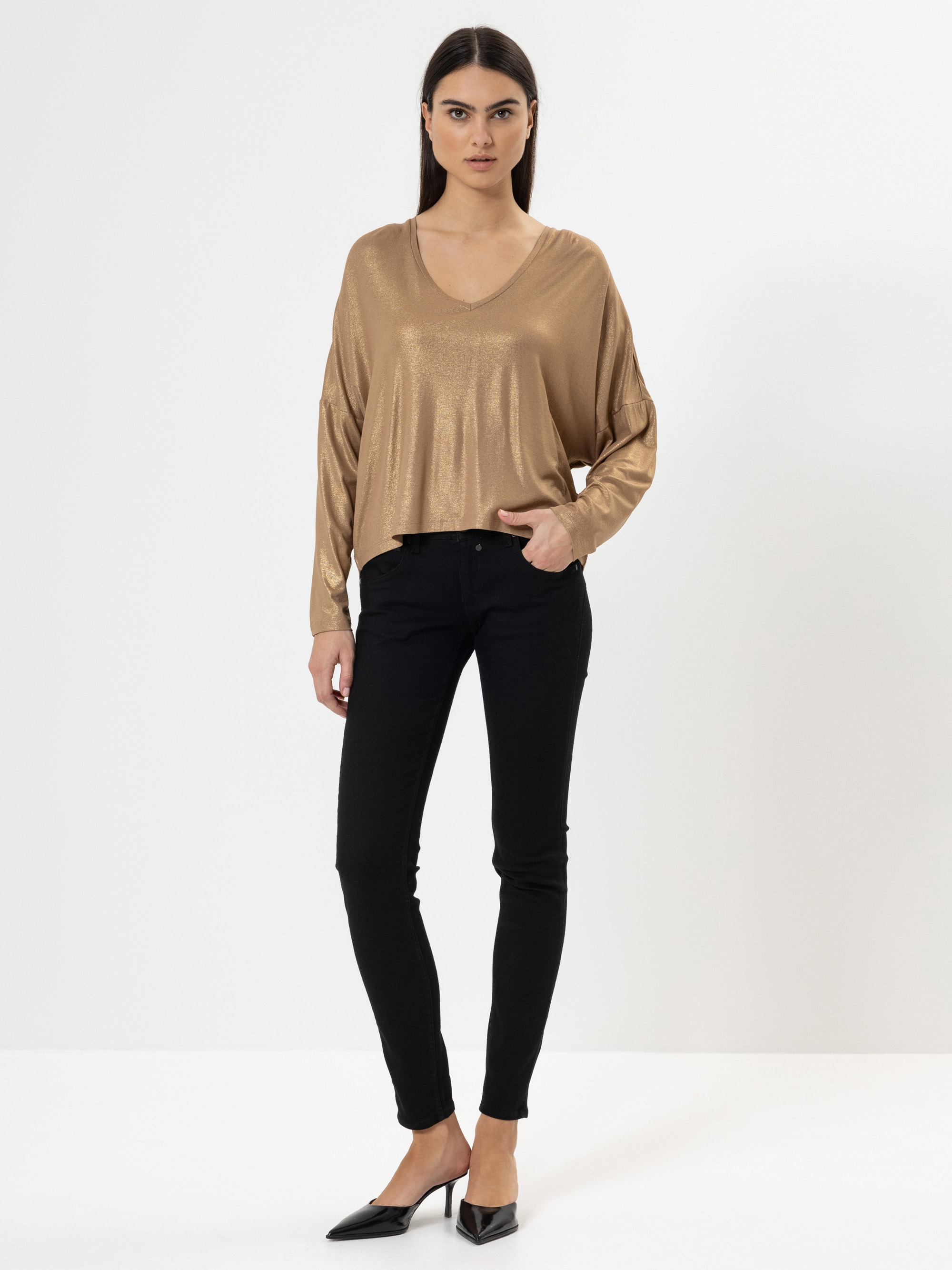 Modell Kristy Shirt aus Viskose