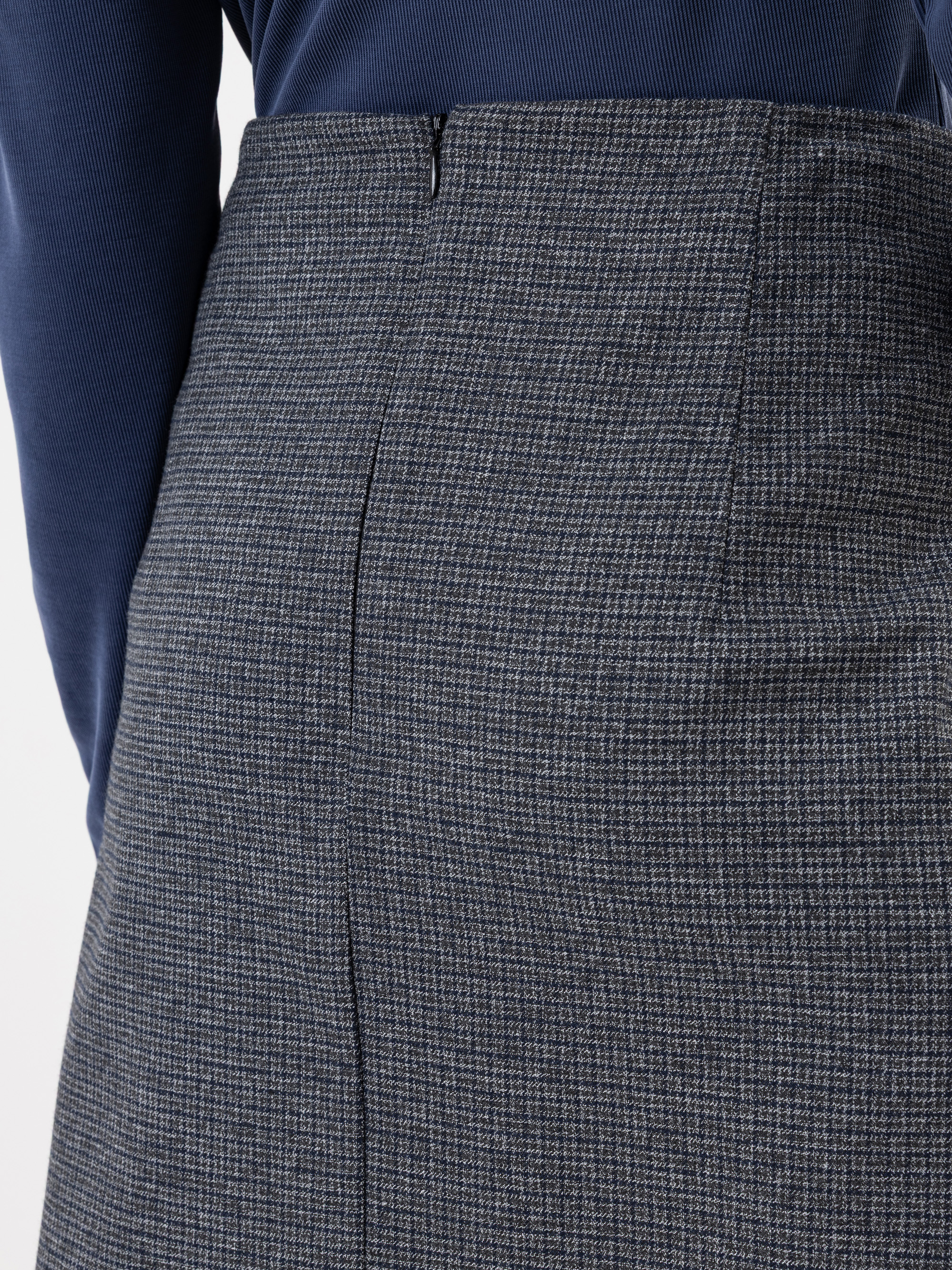 Modell Zelma Minirock kariert